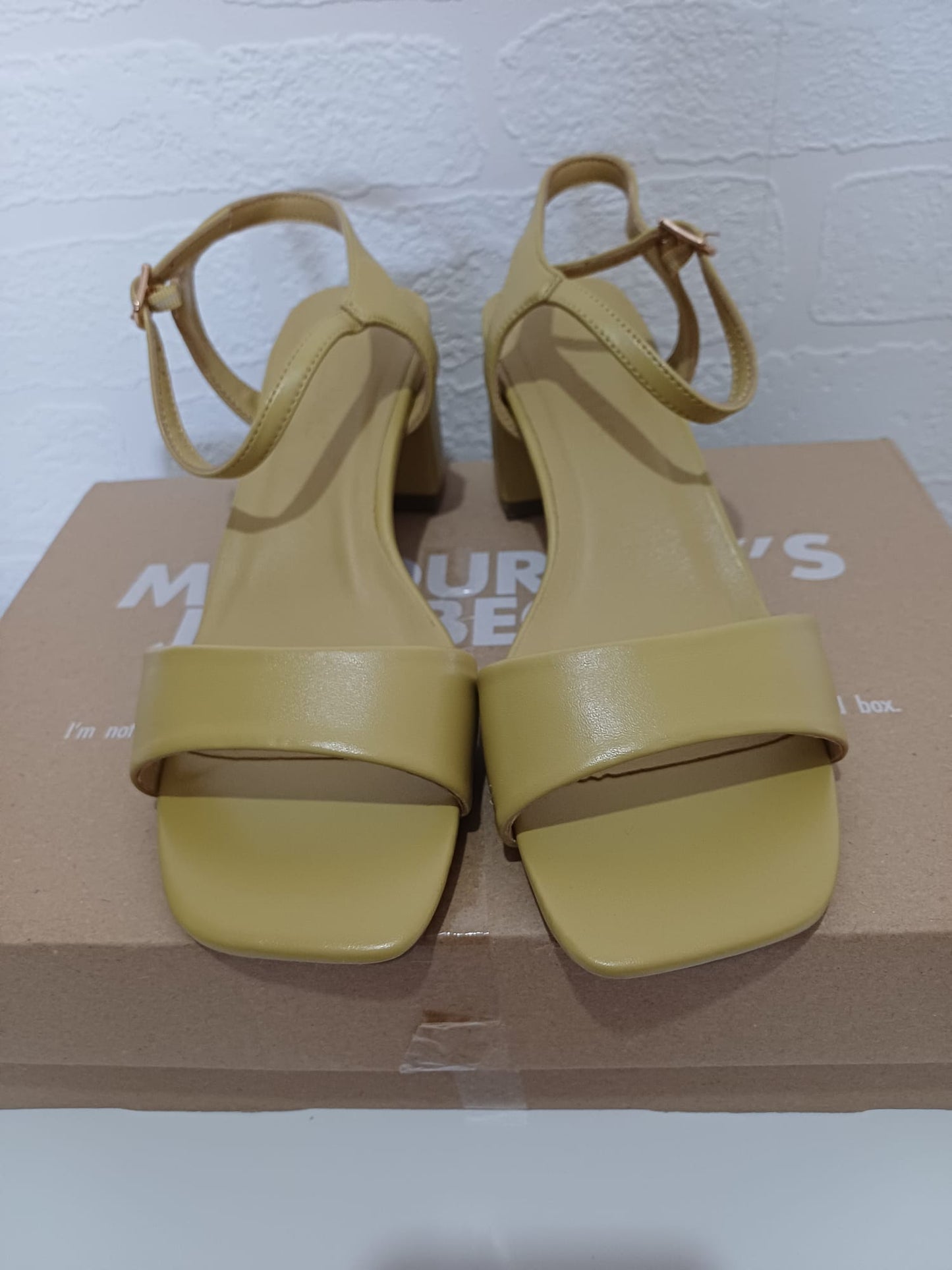 Women's Ankle Strap Sandals JD Williams Pistachio Colour Block Heel Open Square Toe Buckle Size 4 - New in Box