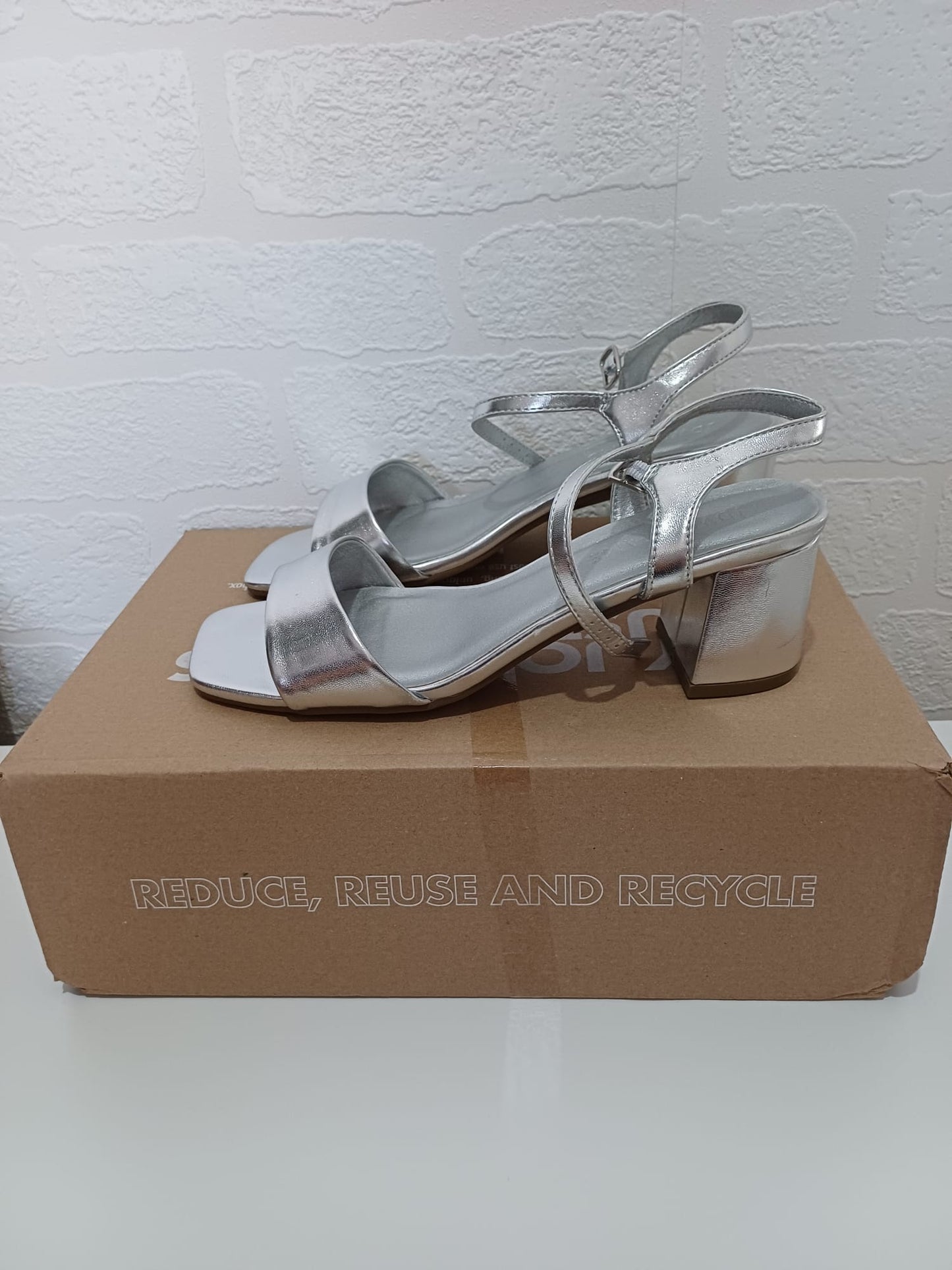 Women's Block Heel Occasion Sandals JD Williams Silver Size 4 - New