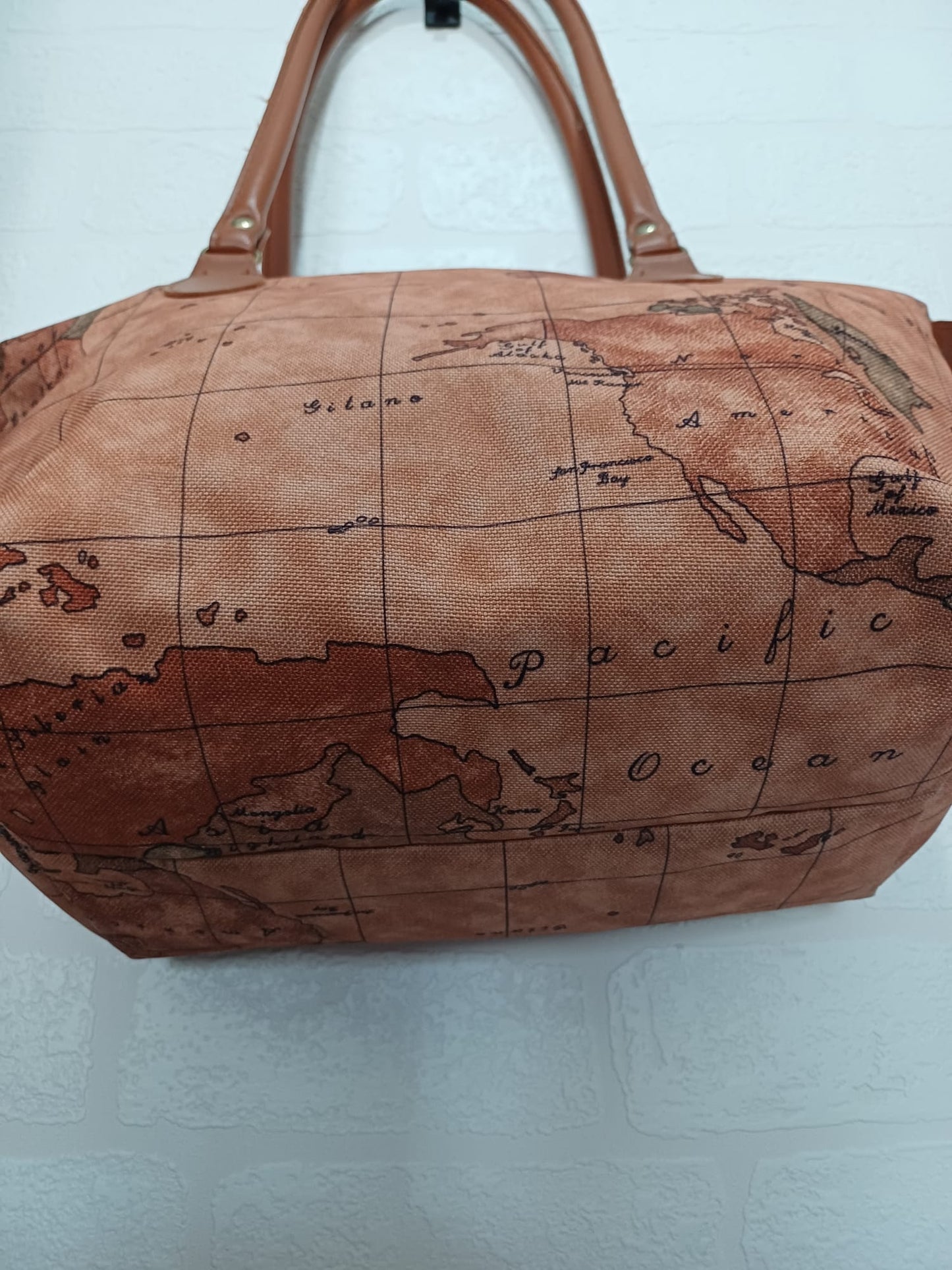 Vintage Style World Map Print Tote Shoulder Bag Brown Zip Top Twin Straps - Very Good Condition