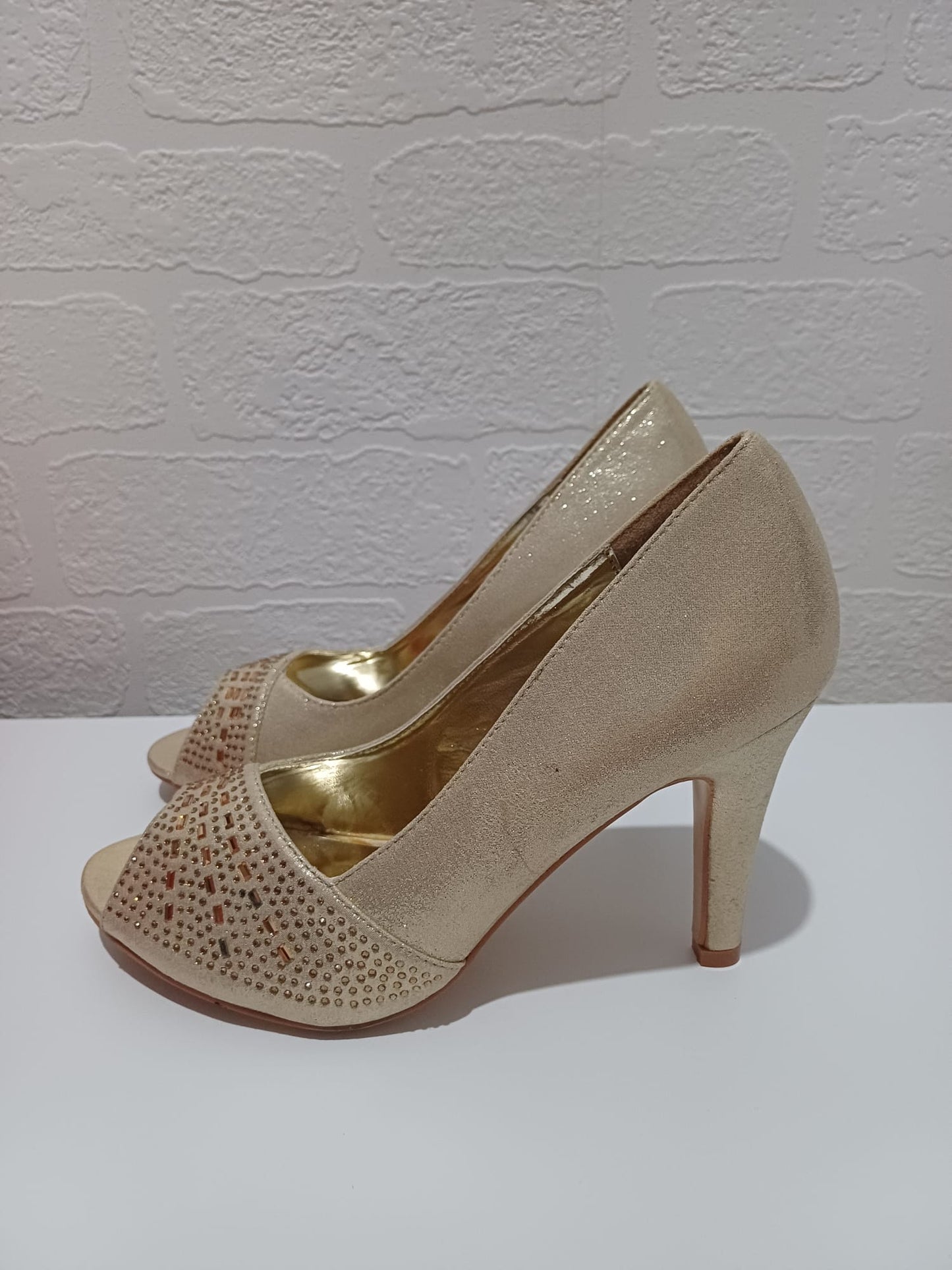 Women's Court Shoes Sabatine Gold Shimmer Diamante Peep Toe Stiletto Size 4 Approx. 9cm Heel - New In Box