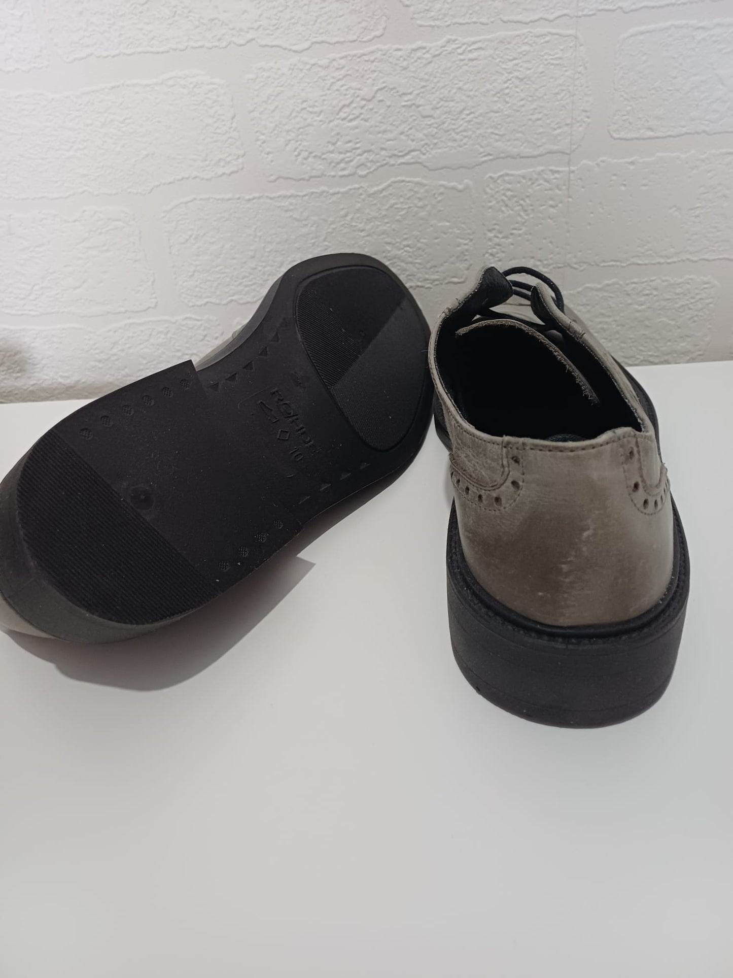 Men's Brogue Derby Shoes Rhode Taupe Grey Faux Leather Wingtip Lace Up UK 10 - New Without Box