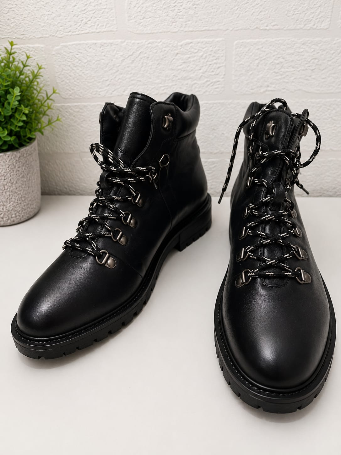 Women's Ankle Boots JD Williams Black Lace Up Real Leather UK 9 - New With Tags