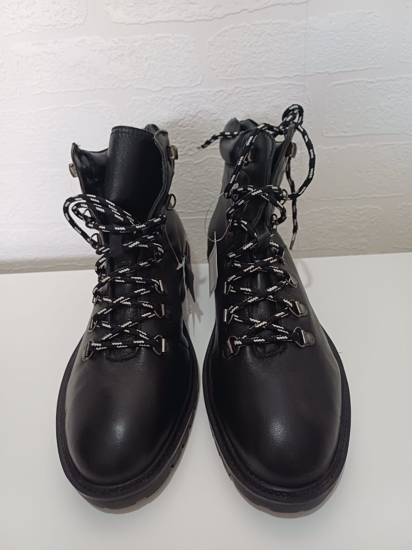 Women's Ankle Boots JD Williams Black Lace Up Real Leather UK 9 - New With Tags