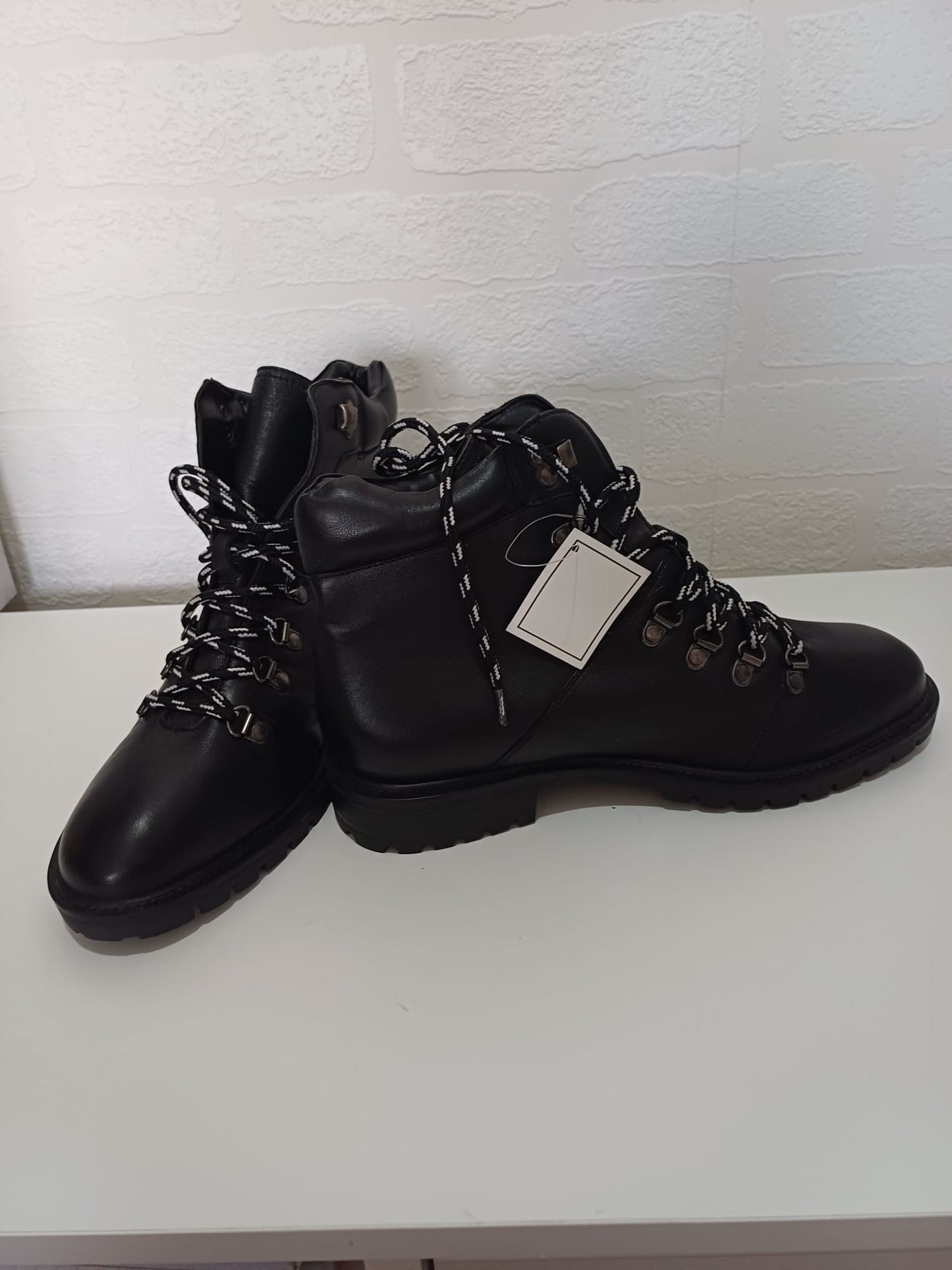 Women's Ankle Boots JD Williams Black Lace Up Real Leather UK 9 - New With Tags