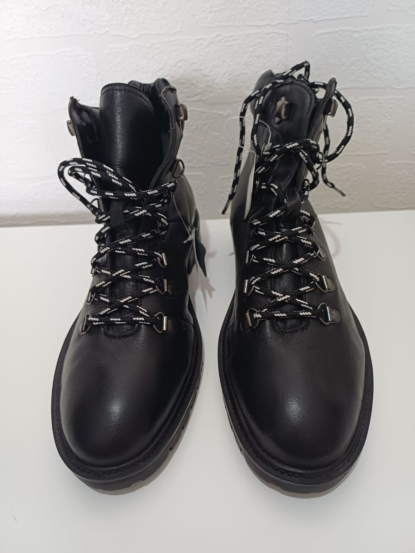 Women's Ankle Boots JD Williams Black Lace Up Real Leather UK 9 - New With Tags