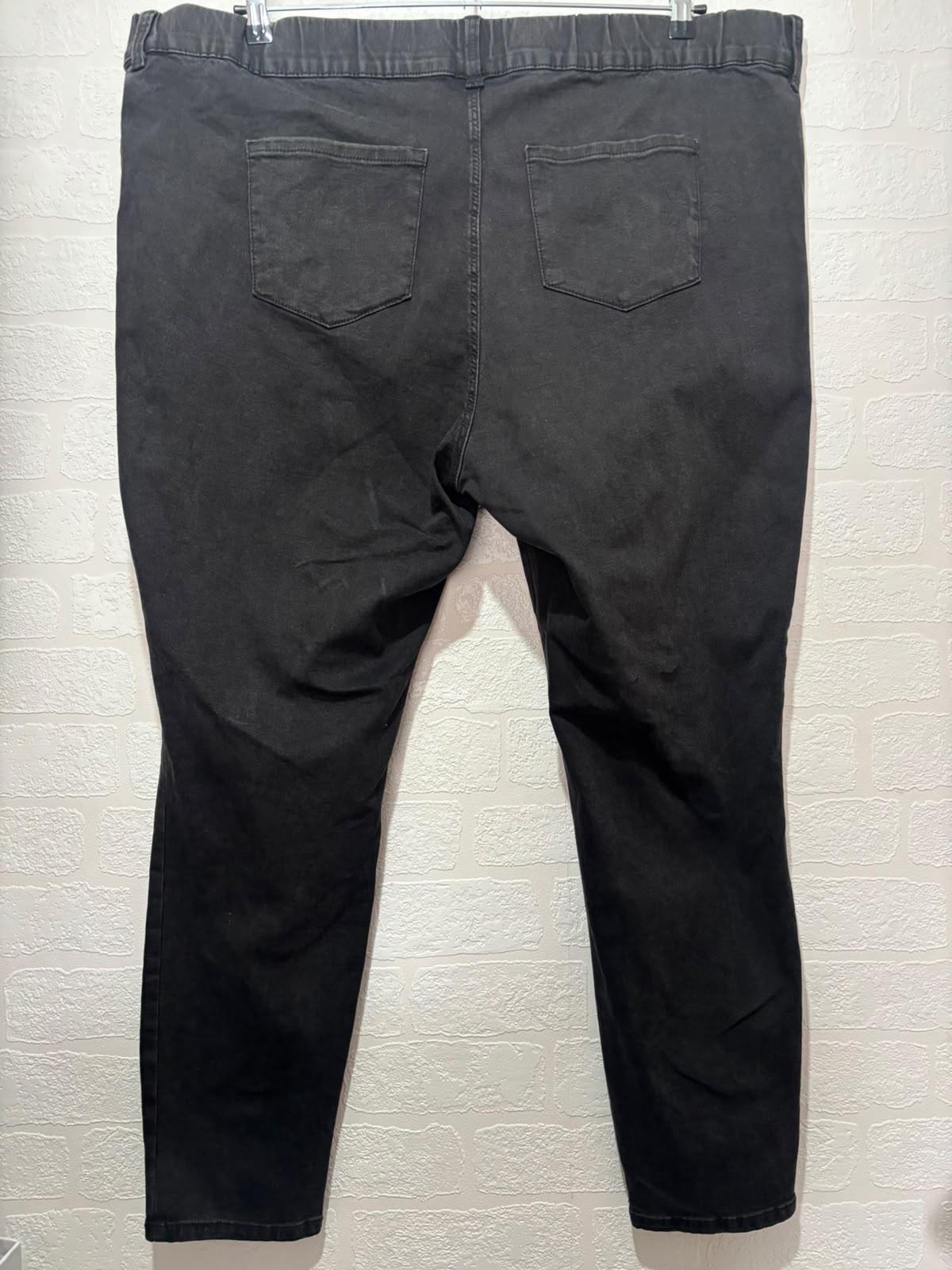 Women's Jeans GAP Black Straight Approx. 46" Stretched Waist 29" Inside Leg - Very Good Condition