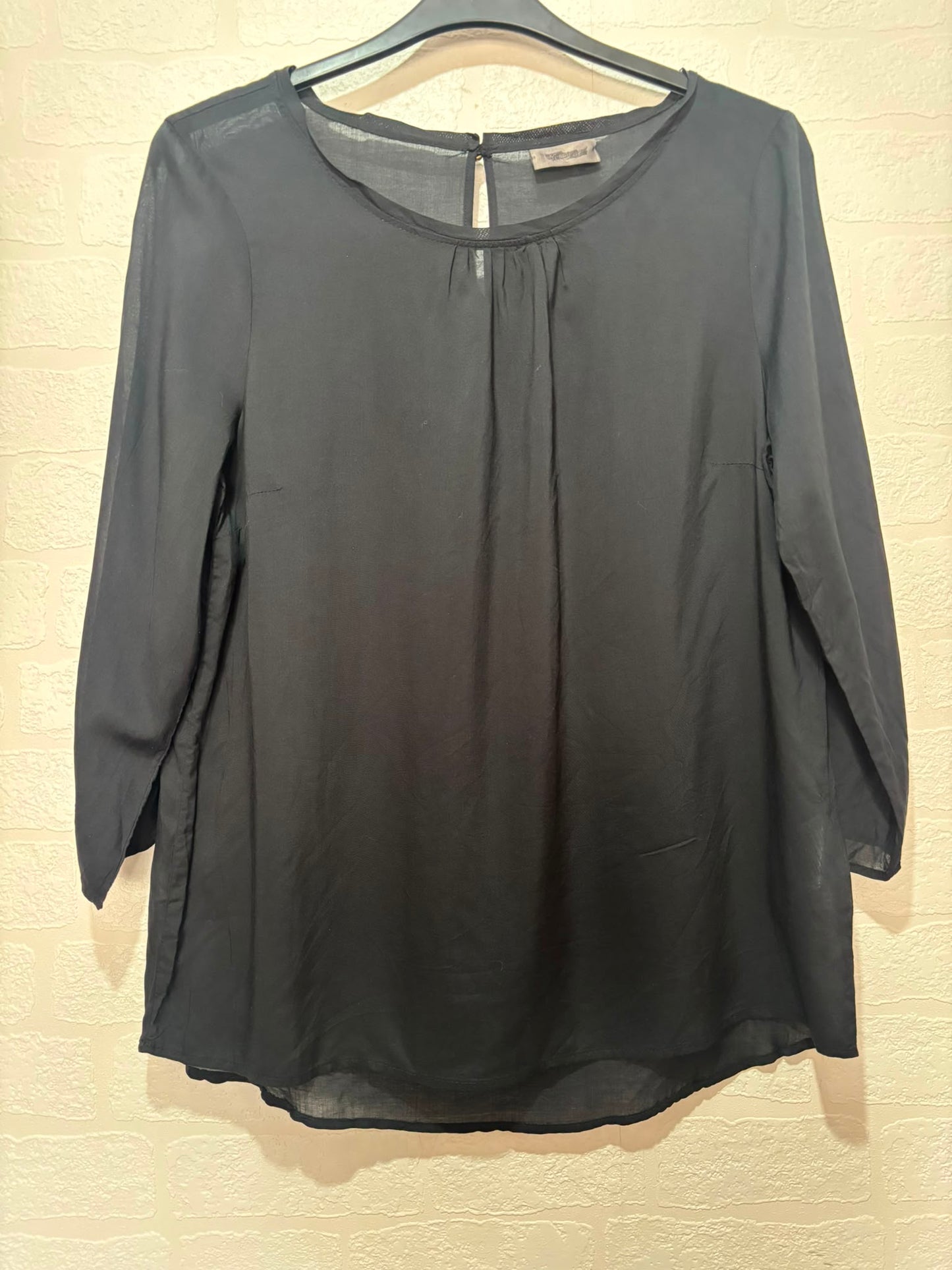 Women's Blouse Yessica by C&A Black 3/4 Sleeve Euro 42 Approx. 22" PTP - New Without Tags