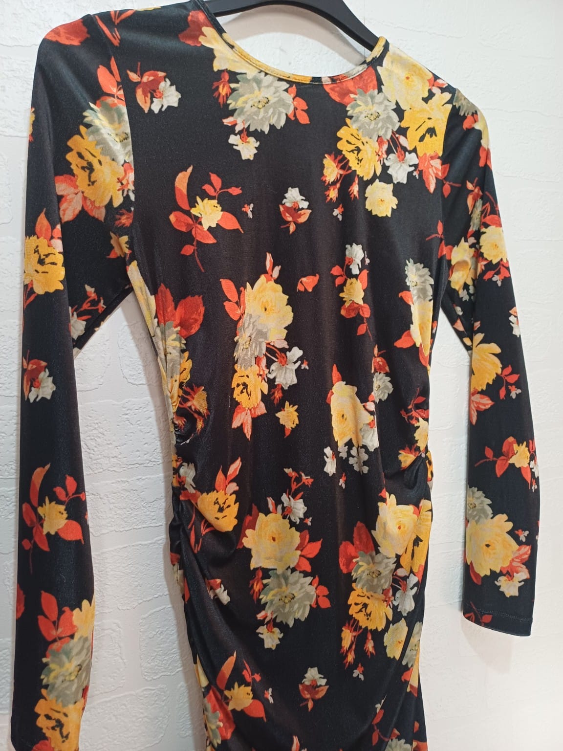 Women's Midi Dress Aura Black Yellow Orange Velvet Feel Bodycon Ruched Keyhole Neck Size 10 Approx. 15" PTP - Very Good Condition