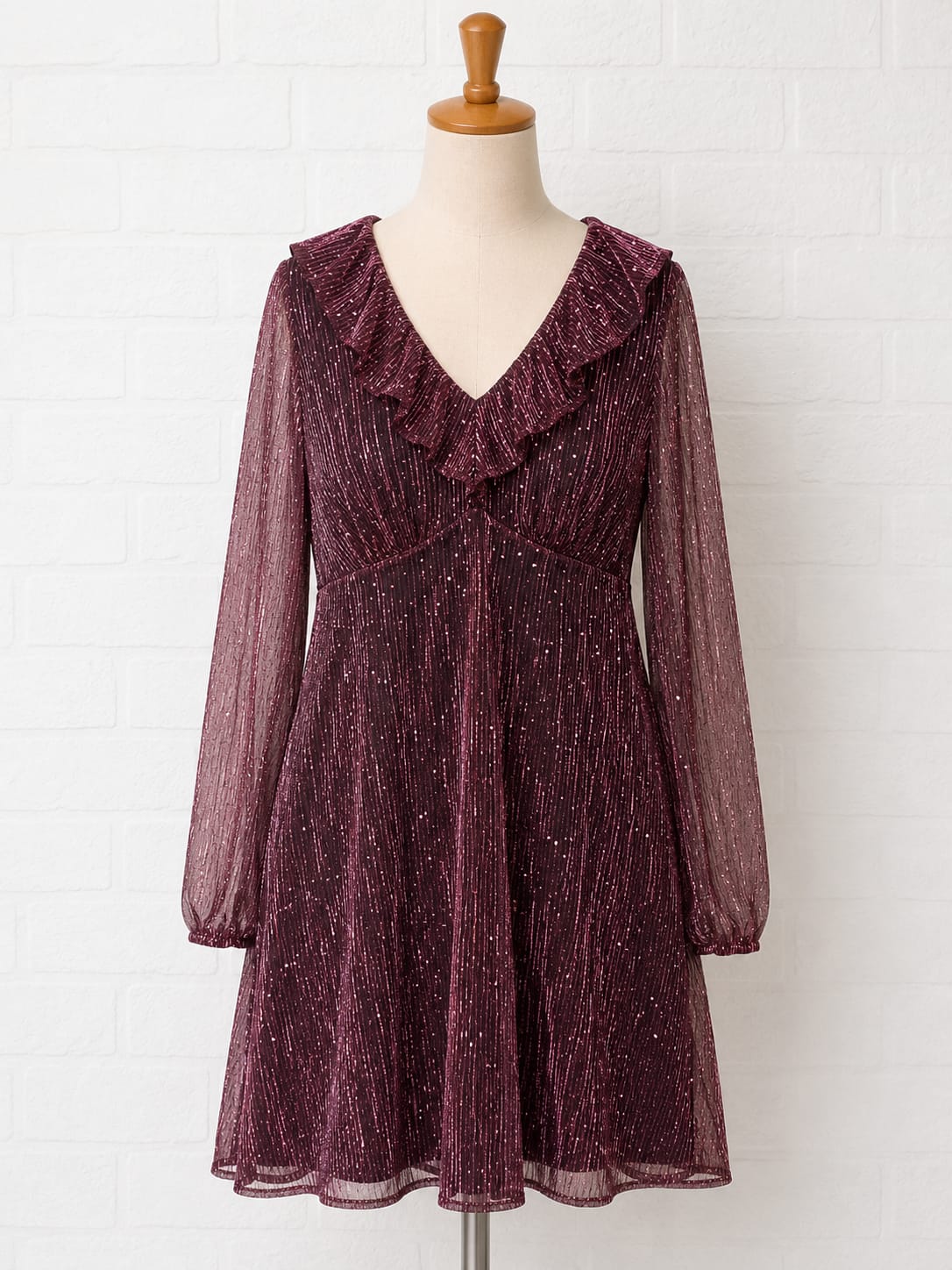Women's Midi Dress Bus Stop Burgundy Sequin Sparkly Mesh V Neck Ruffled Long Sleeve Approx. 23" PTP - Very Good Condition