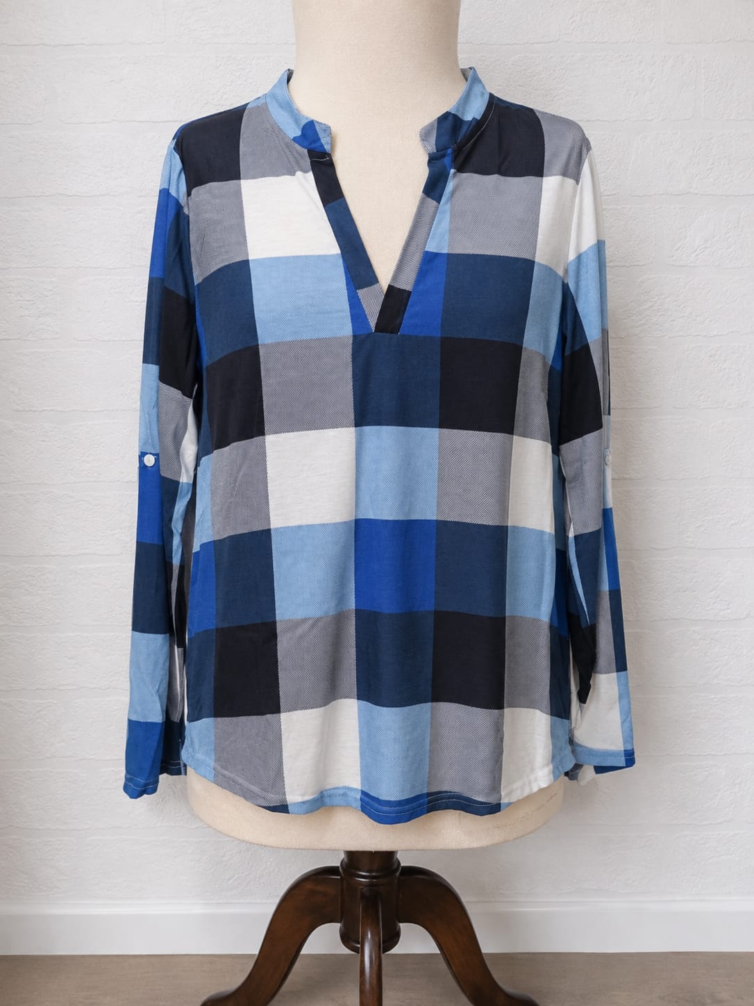 Women's Top Blue Check Long Sleeve V-Neck Button Tab Sleeves Size 12 Approx. 19" PTP - Brand New Without Tags