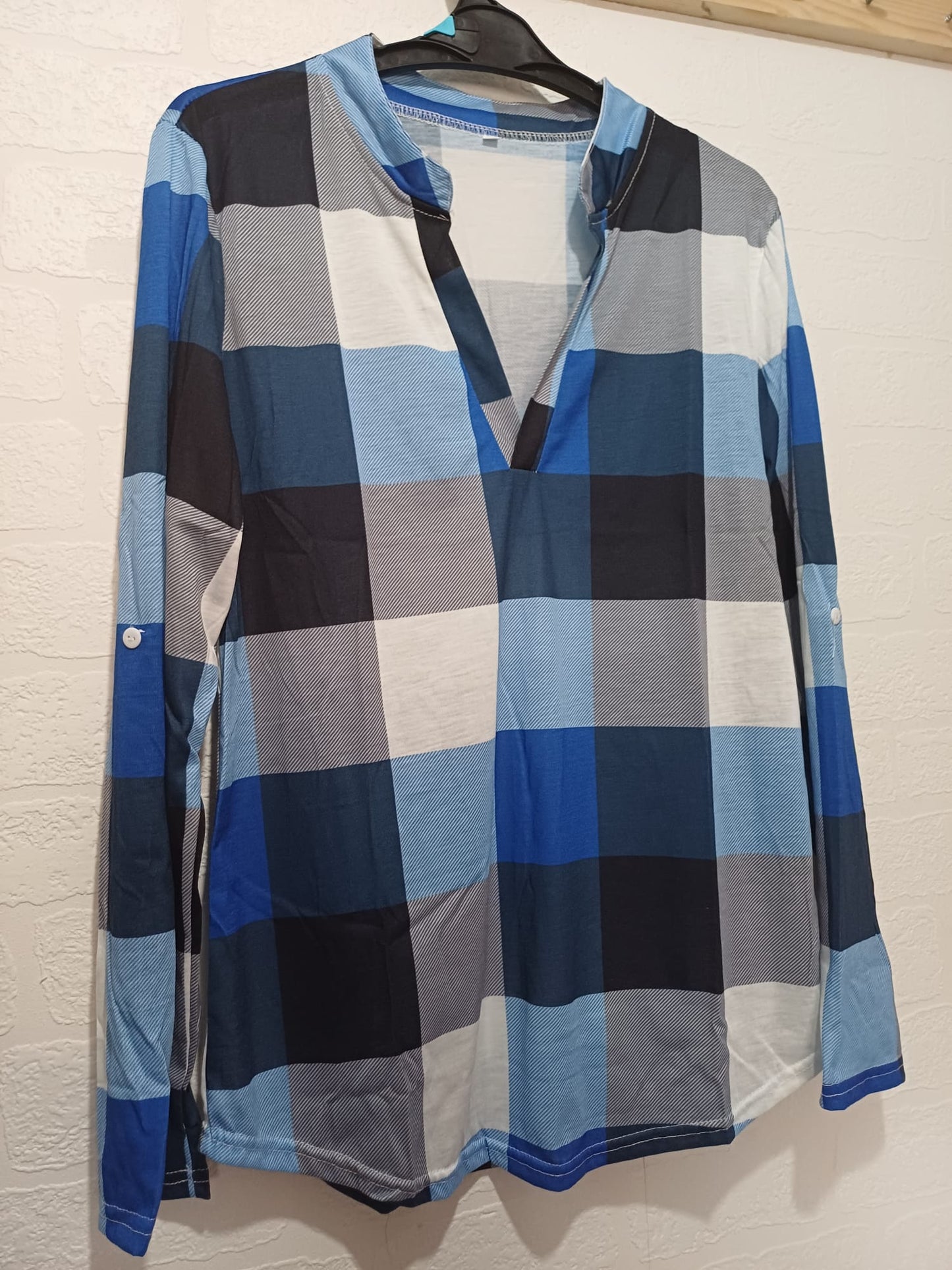 Women's Top Blue Check Long Sleeve V-Neck Button Tab Sleeves Size 12 Approx. 19" PTP - Brand New Without Tags