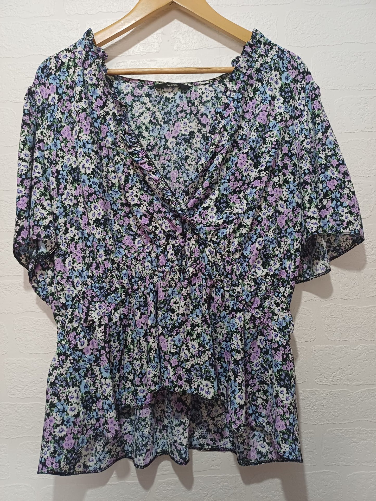 Women's Blouse George Floral Blue & Purple Wrap Style V-Neck Ruffle Floaty Sleeves Elasticated Waist Size 22 Approx. 22" PTP - Very Good Condition