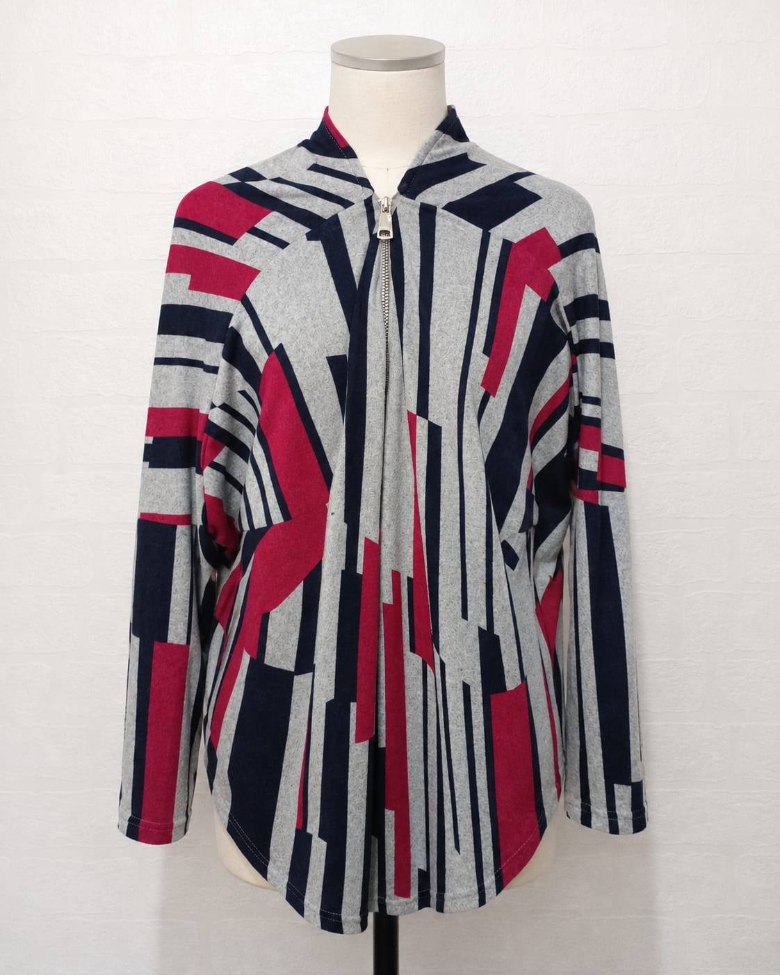 Women's Top Apricot Grey Burgundy Navy Blue Striped Zip Front High Neck Batwing Size 10 - Very Good Condition