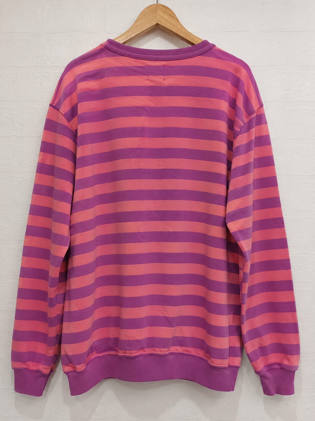 Unisex Sweatshirt Best Company Freeport Boat Show Pink Purple Size L - Great Condition