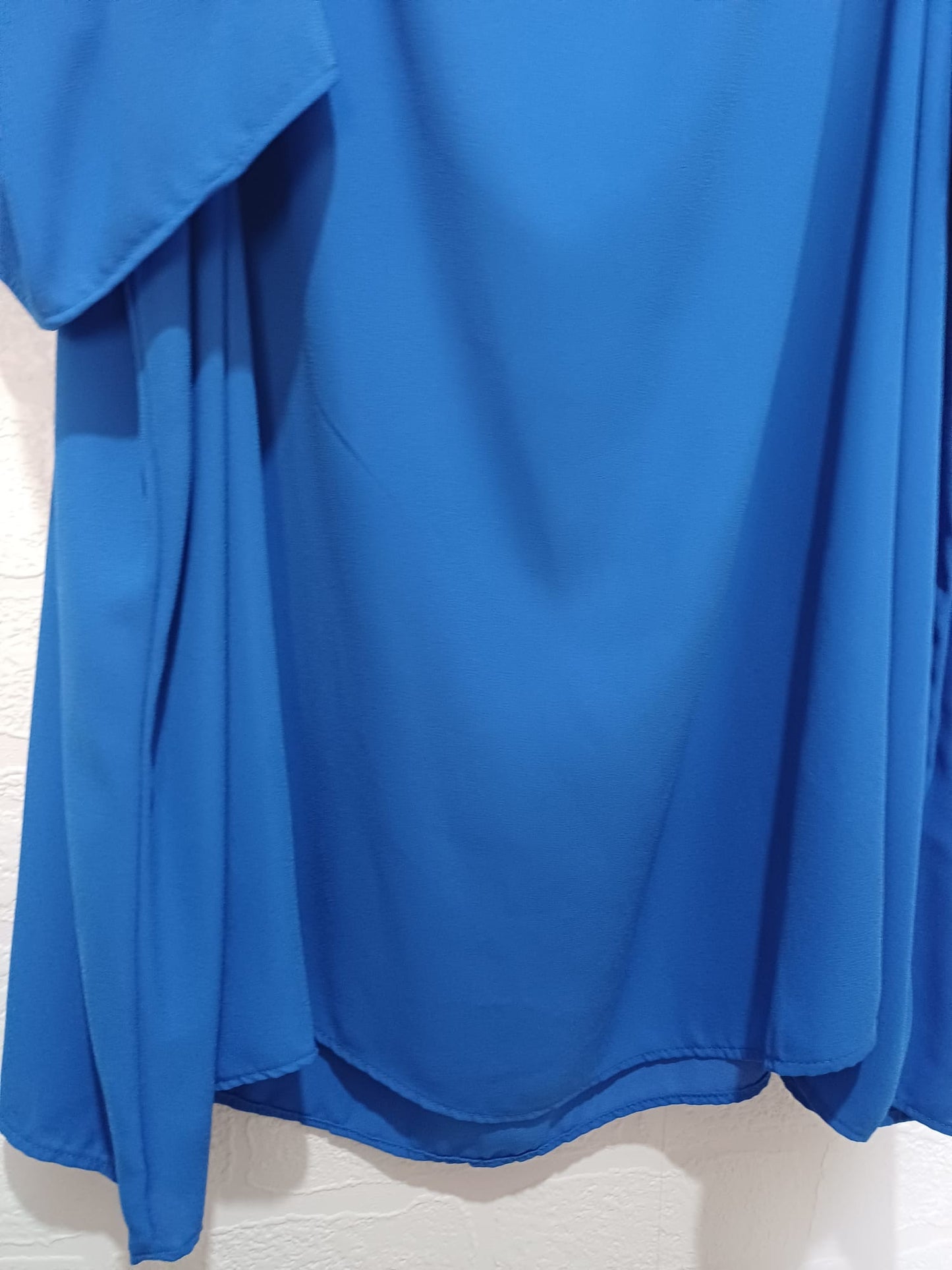 Women's Top New Look Curves Royal Blue Cold Shoulder Wide Short Sleeve Floaty Plus Size 28 Approx. 31" PTP - Great Condition
