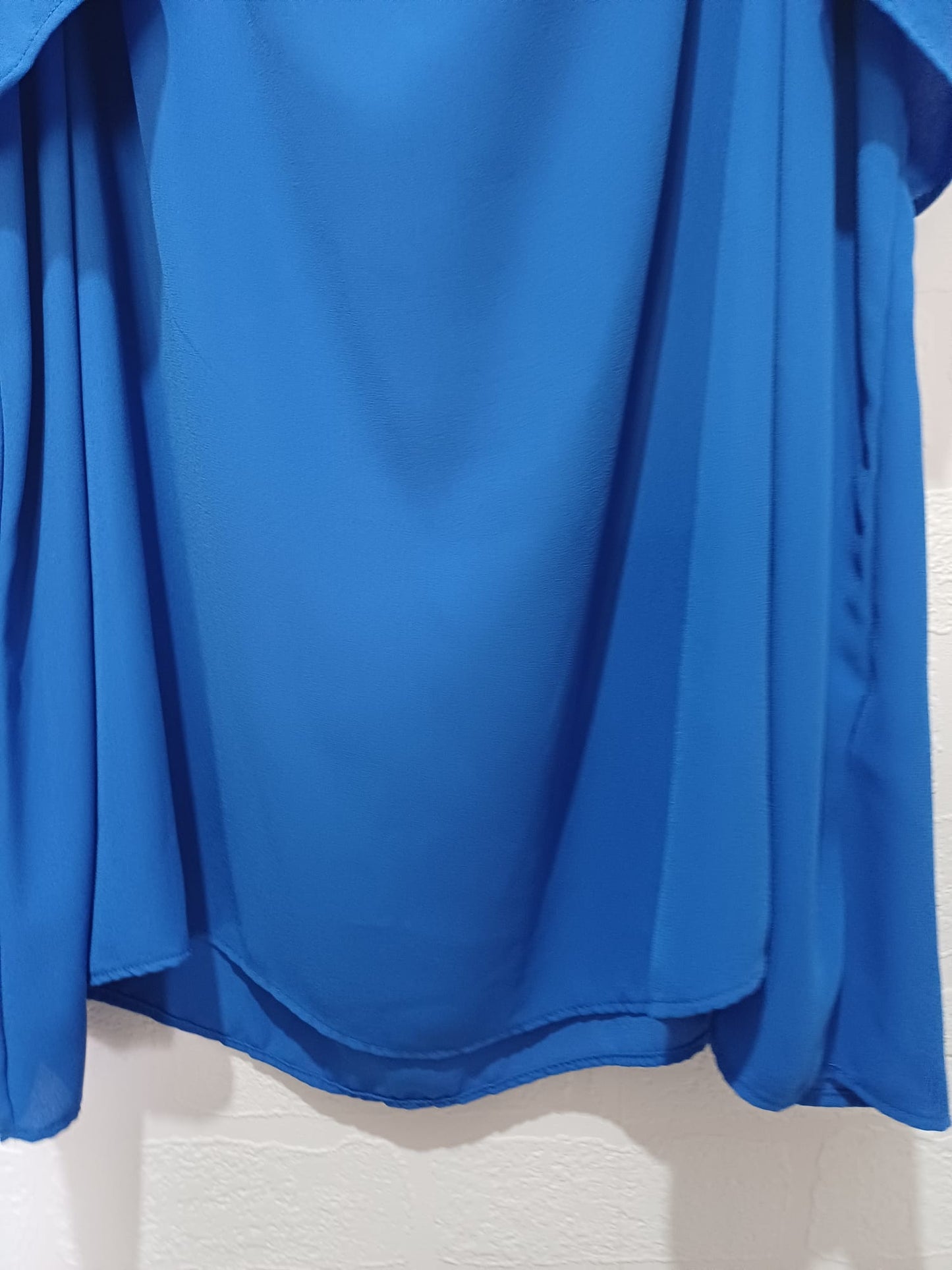 Women's Top New Look Curves Royal Blue Cold Shoulder Wide Short Sleeve Floaty Plus Size 28 Approx. 31" PTP - Great Condition