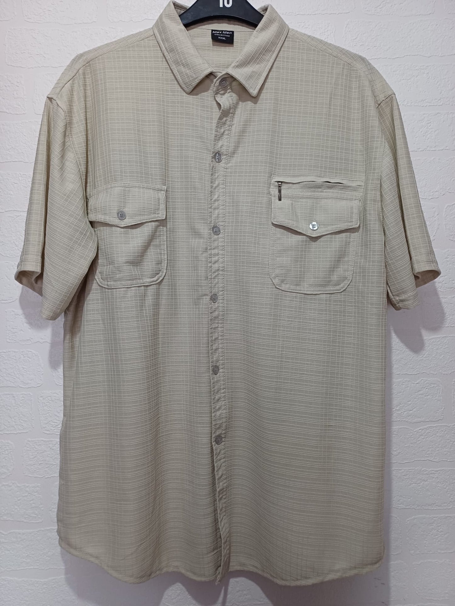 Men's Shirt Max Men Collection Beige Cream Short Sleeve Two Chest Pockets XXXL Approx. 25" PTP - Very Good Condition