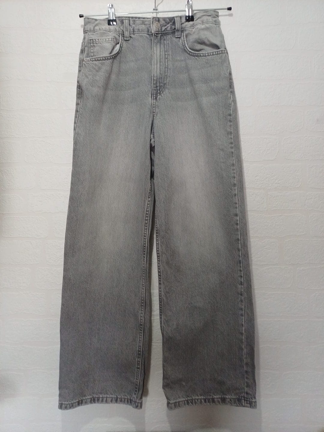 Women's Jeans New Look Washed Grey Wide-Leg Age 14 / UK Size 8 W28 L30 Approx. 19" PTP - Great Condition