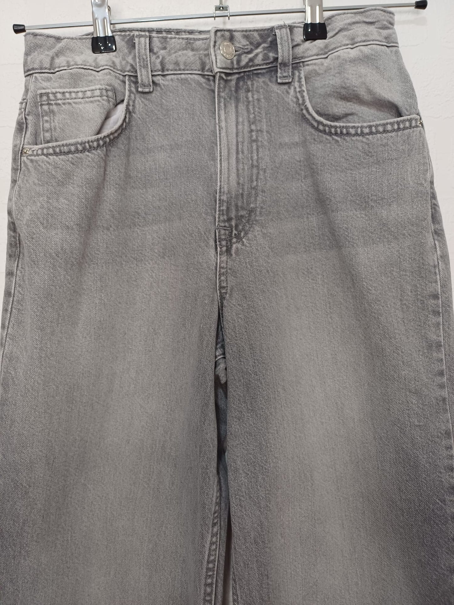 Women's Jeans New Look Washed Grey Wide-Leg Age 14 / UK Size 8 W28 L30 Approx. 19" PTP - Great Condition