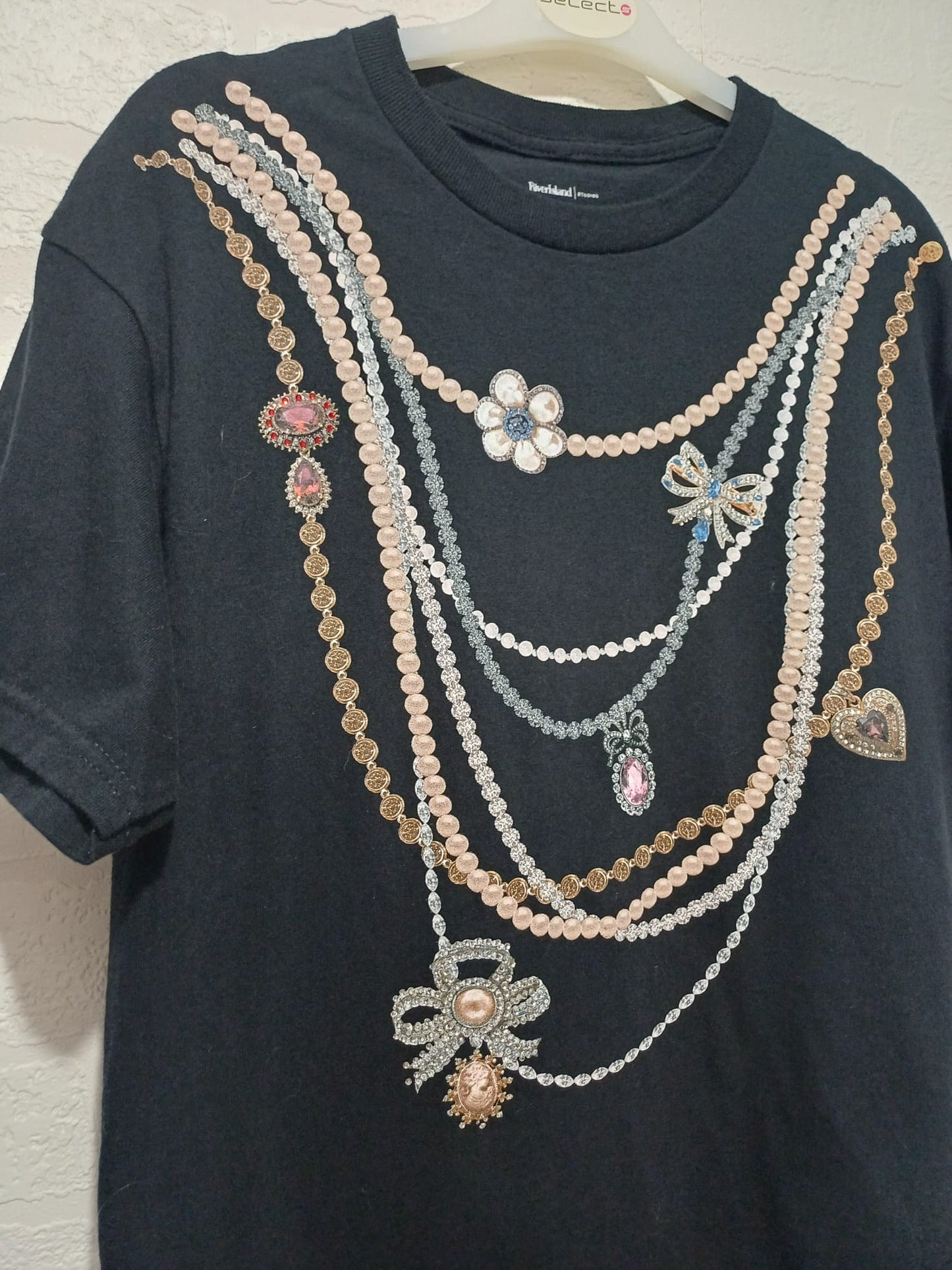 Women's T-Shirt River Island Black Jewellery Print Size S Approx. 19" PTP - Excellent Condition