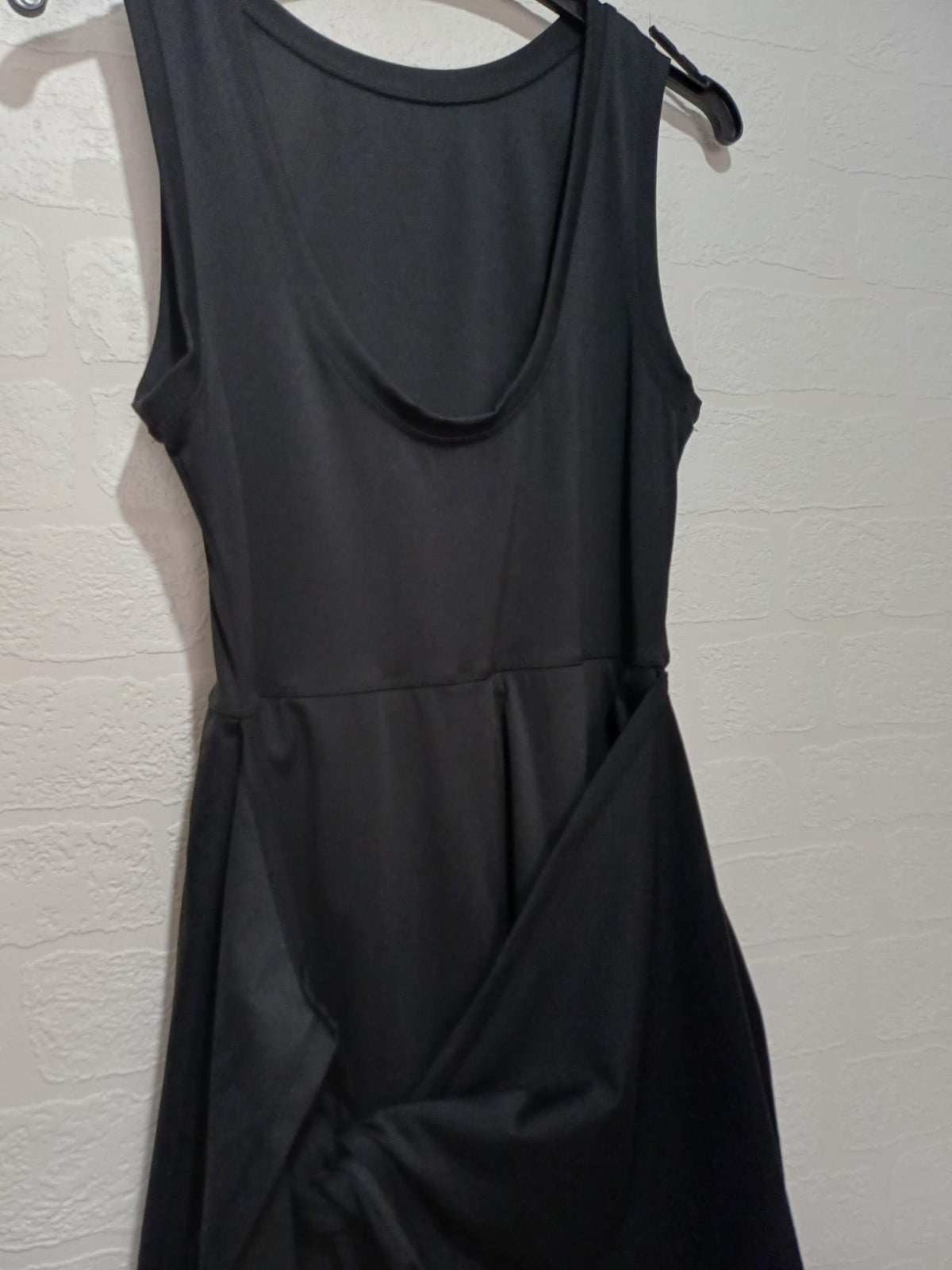 Women's Tennis Dress Playsuit Skort Black Sleeveless Built-In Shorts Size L Approx. 15" PTP - Very Good Condition