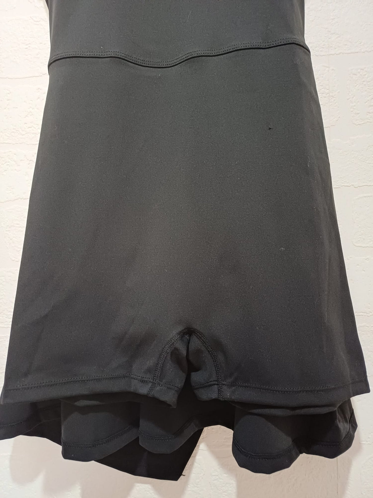 Women's Tennis Dress Playsuit Skort Black Sleeveless Built-In Shorts Size L Approx. 15" PTP - Very Good Condition
