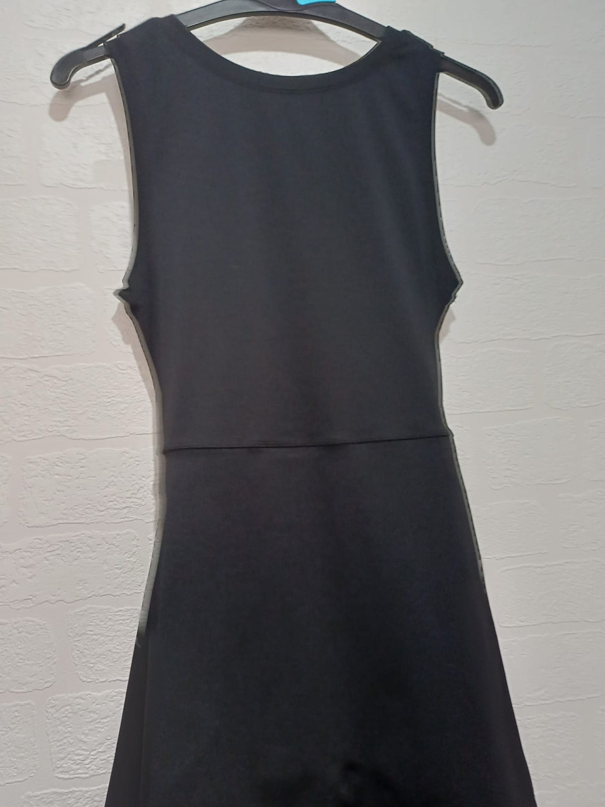 Women's Tennis Dress Playsuit Skort Black Sleeveless Built-In Shorts Size L Approx. 15" PTP - Very Good Condition