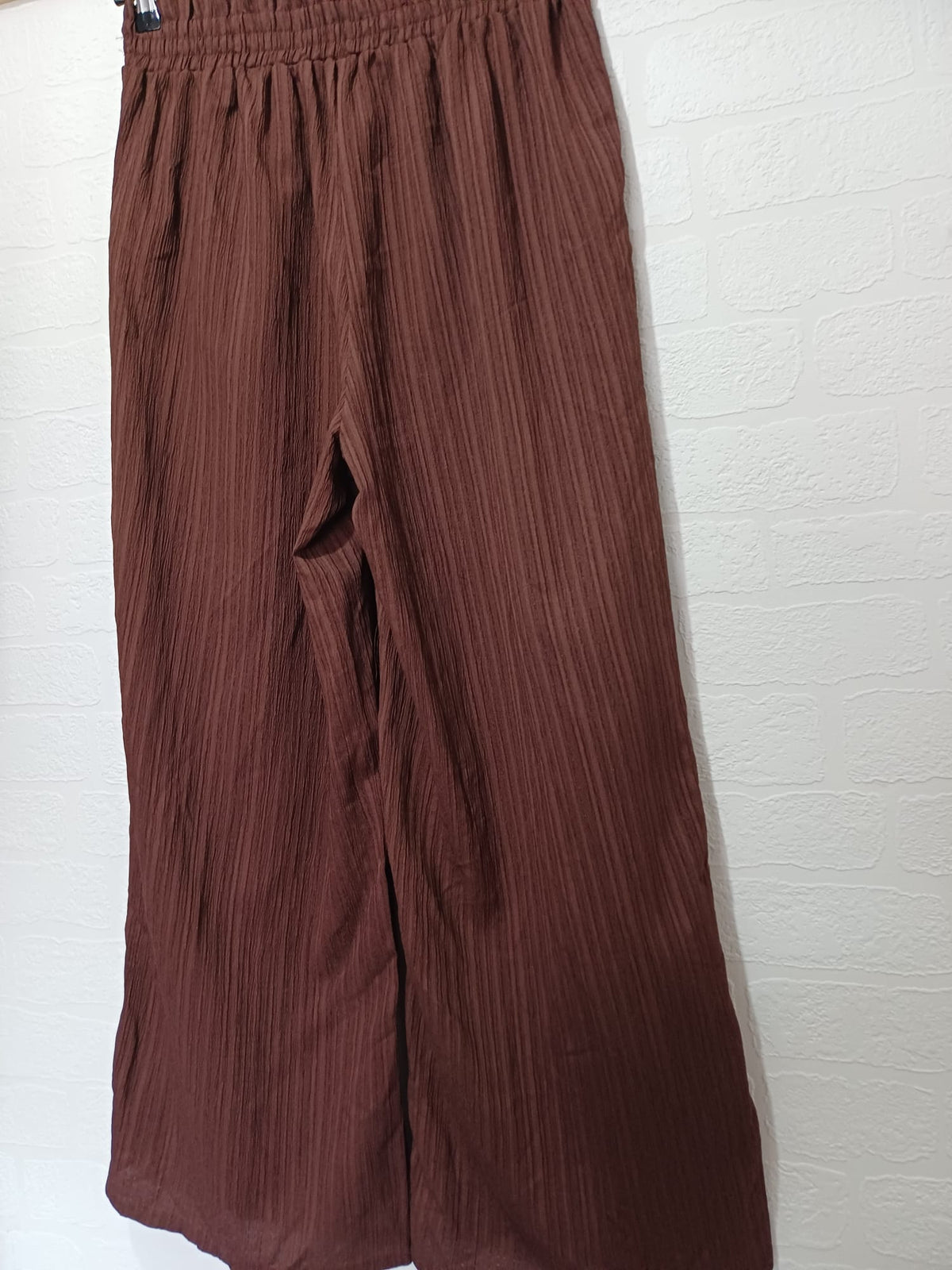 Women's Two-Piece Set SHEIN Brown Ribbed One Shoulder Crop Top & Wide Leg Trousers Size 0XL - New
