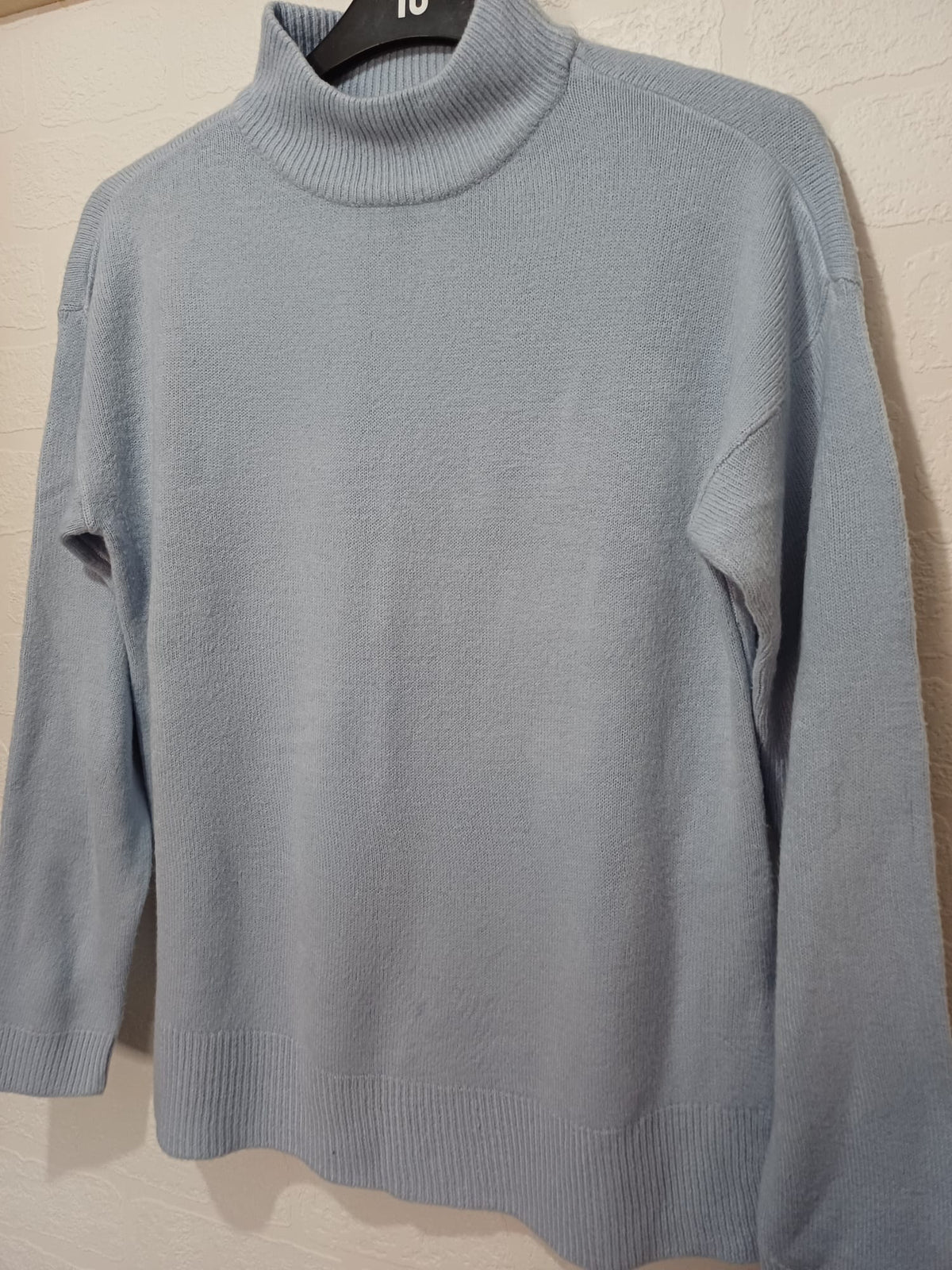 Women's Jumper b.young Pale Blue Roll Neck Ribbed Knit Size M Approx. 20" PTP - Very Good Condition