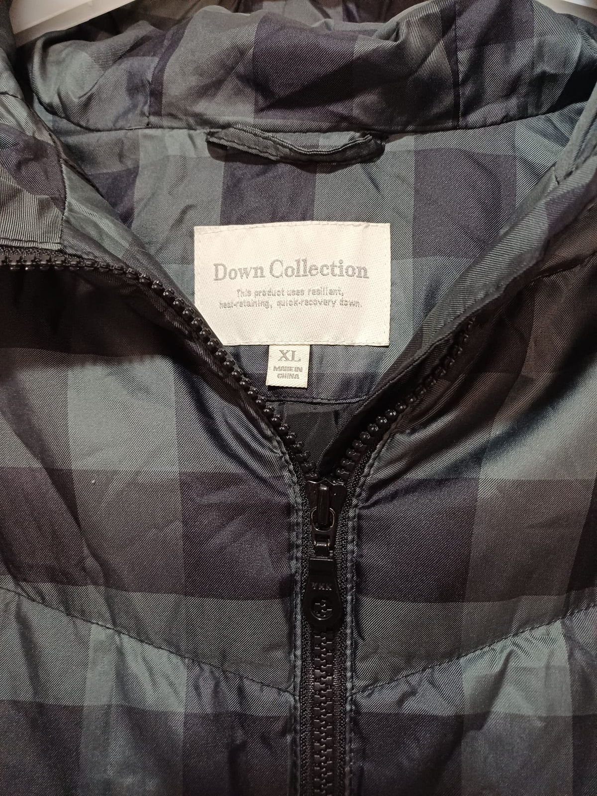 Women's Gilet Uniqlo Down Collection Grey-Green Check Puffer Faux Fur Hood XL Approx. 21" PTP - Very Good Condition