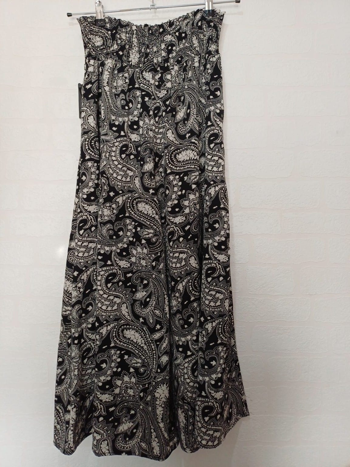 Women's Trousers QED London Black & White Paisley Wide Leg Palazzo Size M - Very Good Condition