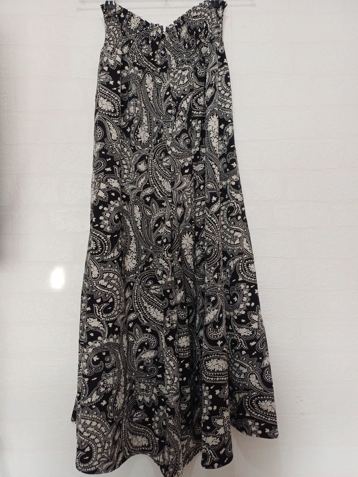 Women's Trousers QED London Black & White Paisley Wide Leg Palazzo Size M - Very Good Condition