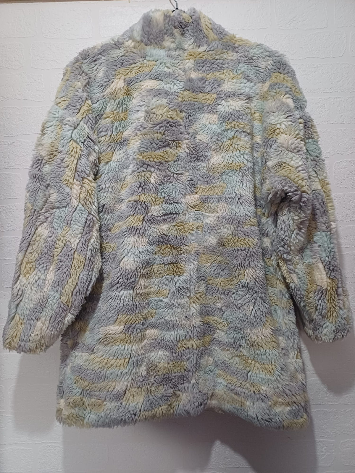 Women's Coat Fluffy Teddy Fleece Pastel Grey Blue Cream Oversized Size UK 14-16 Approx. 23" PTP - Good Condition
