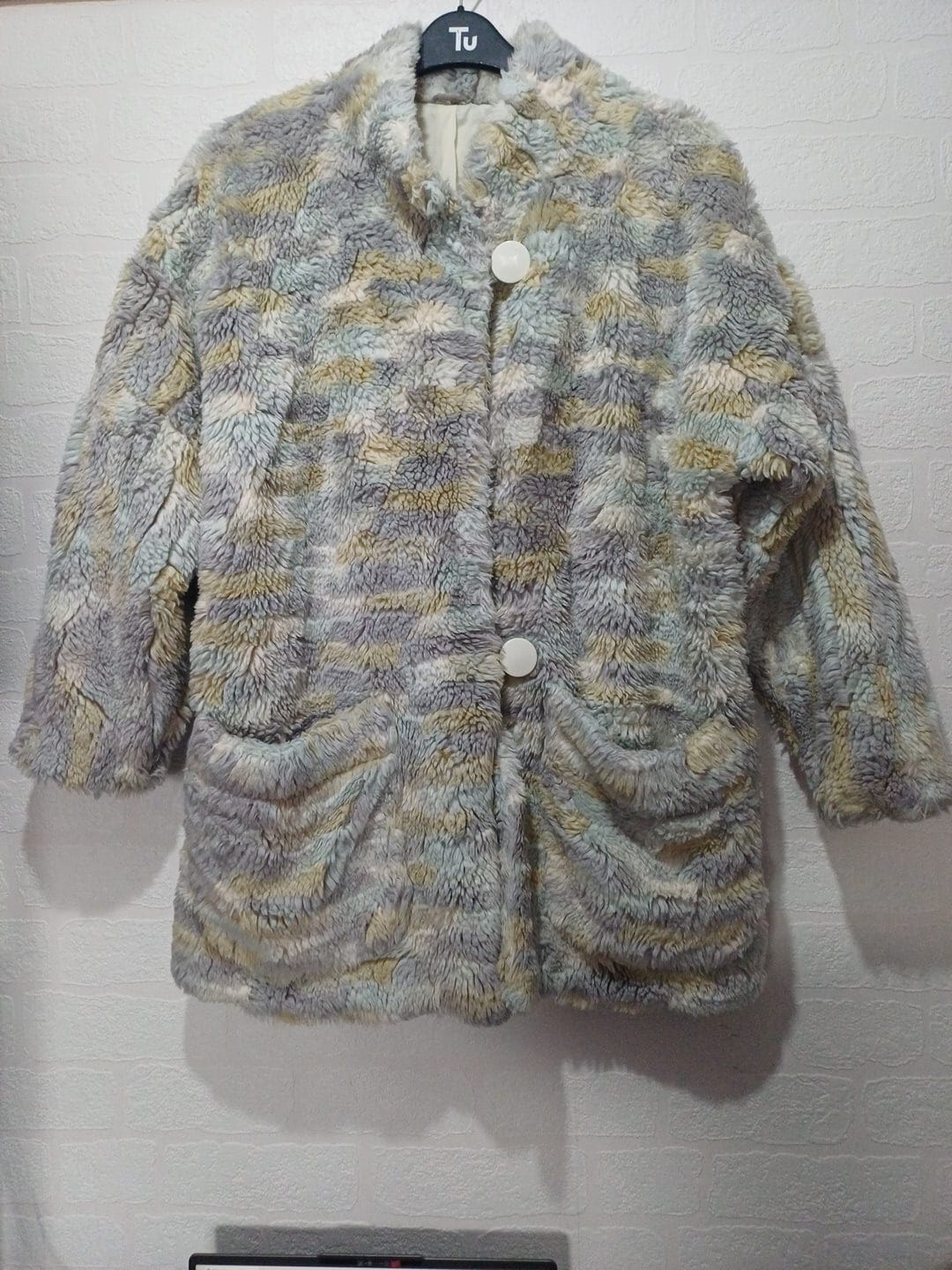 Women's Coat Fluffy Teddy Fleece Pastel Grey Blue Cream Oversized Size UK 14-16 Approx. 23" PTP - Good Condition