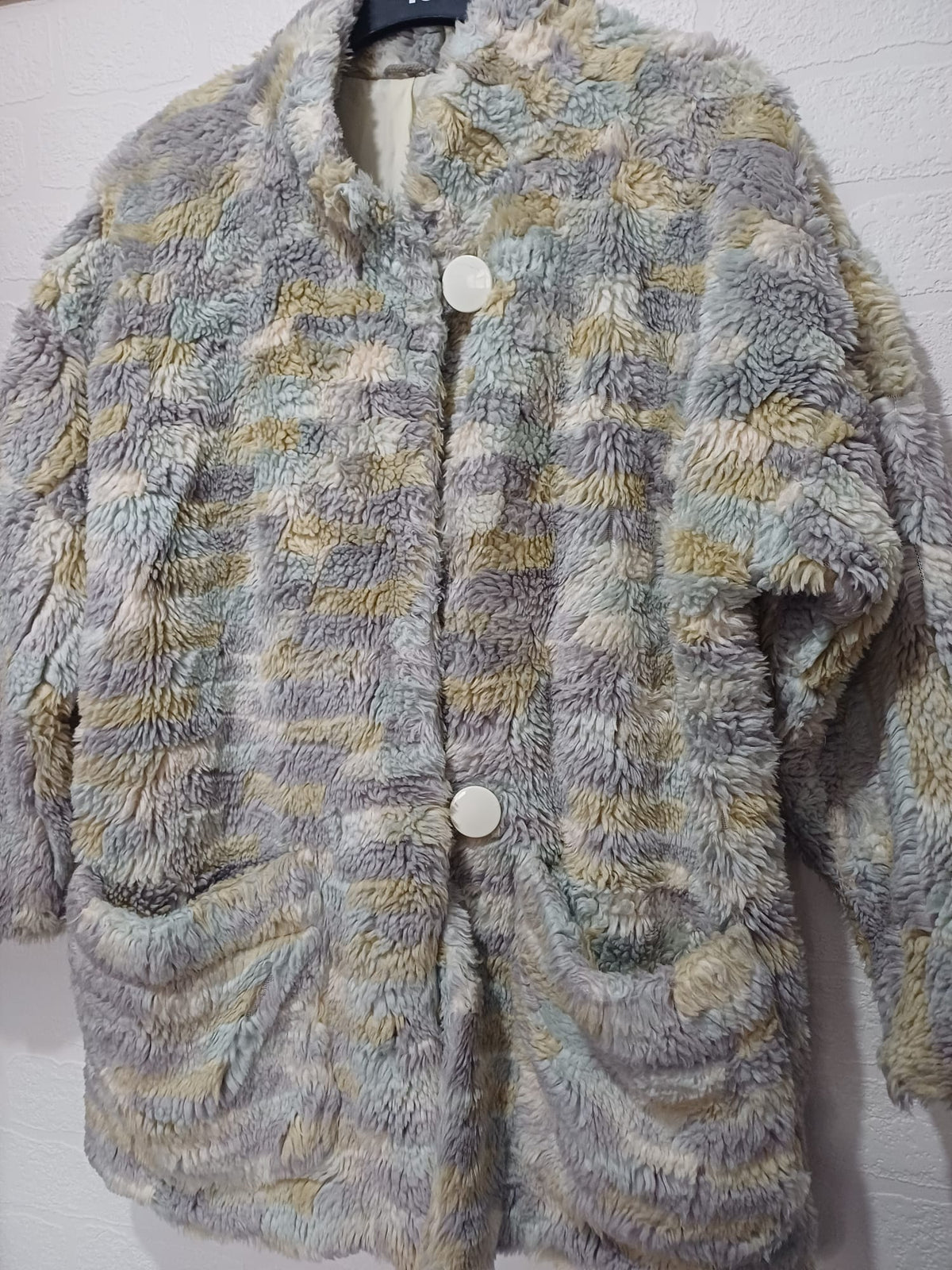 Women's Coat Fluffy Teddy Fleece Pastel Grey Blue Cream Oversized Size UK 14-16 Approx. 23" PTP - Good Condition