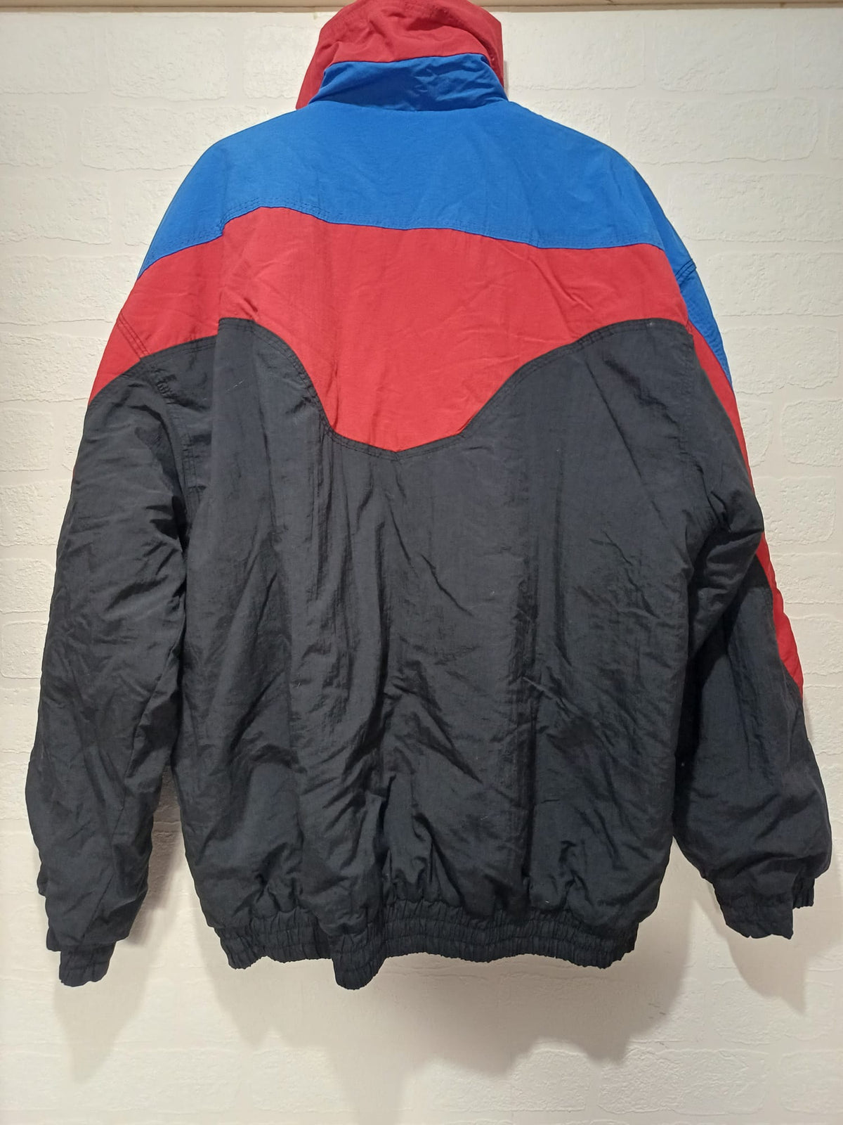 Men's Jacket C&A Vintage Colour Block Ski Red Blue Black Size L Approx. 25" PTP - Good Condition