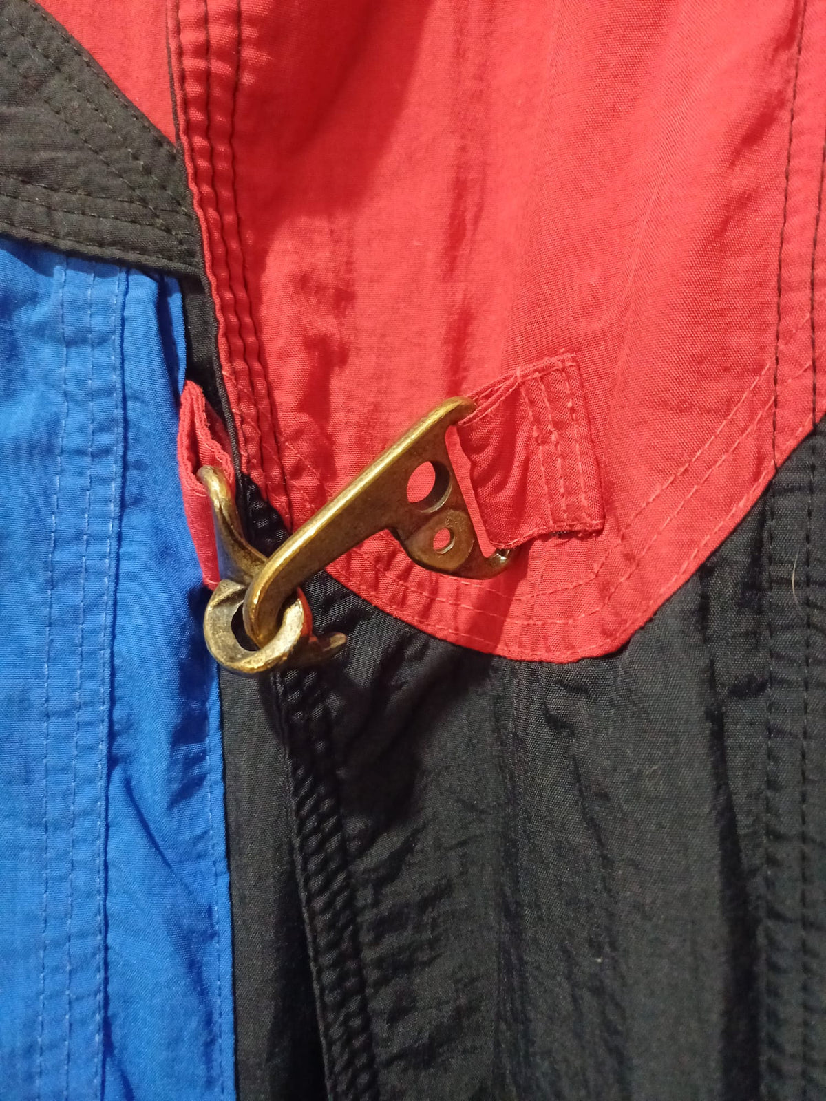 Men's Jacket C&A Vintage Colour Block Ski Red Blue Black Size L Approx. 25" PTP - Good Condition