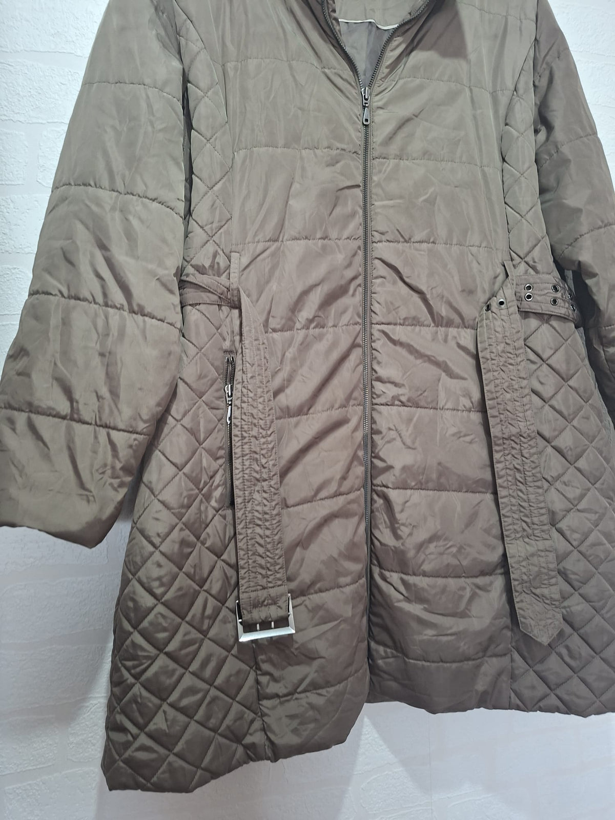 Women's Coat M&S Brown Quilted Puffer Long Belted XL Approx. 24" PTP - Very Good Condition