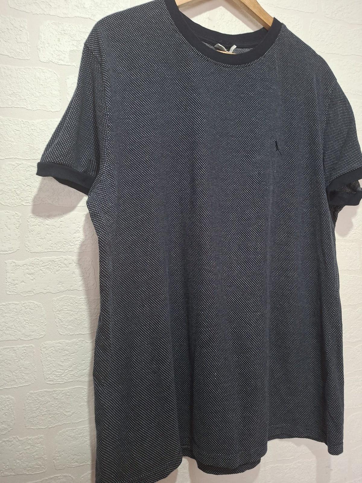 Men's T-Shirt Alphar One Black Grey Textured XXL Approx. 22" PTP - Very Good Condition