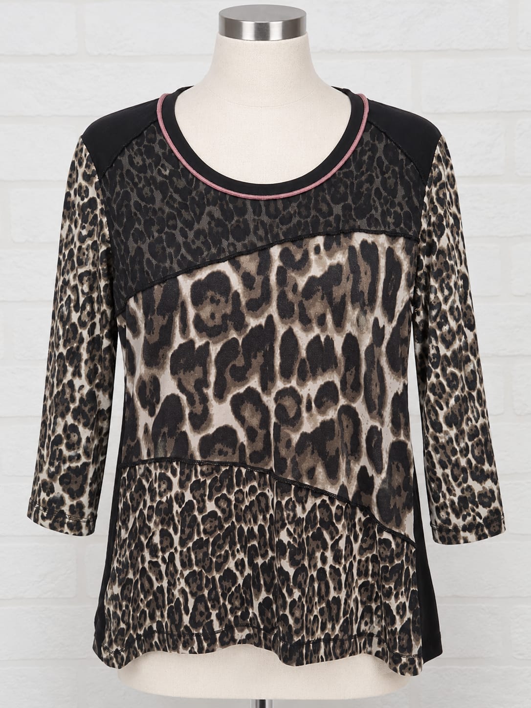 Women's Top Gerry Weber Leopard Print Long Sleeve Small Approx. 18" PTP - Very Good Condition