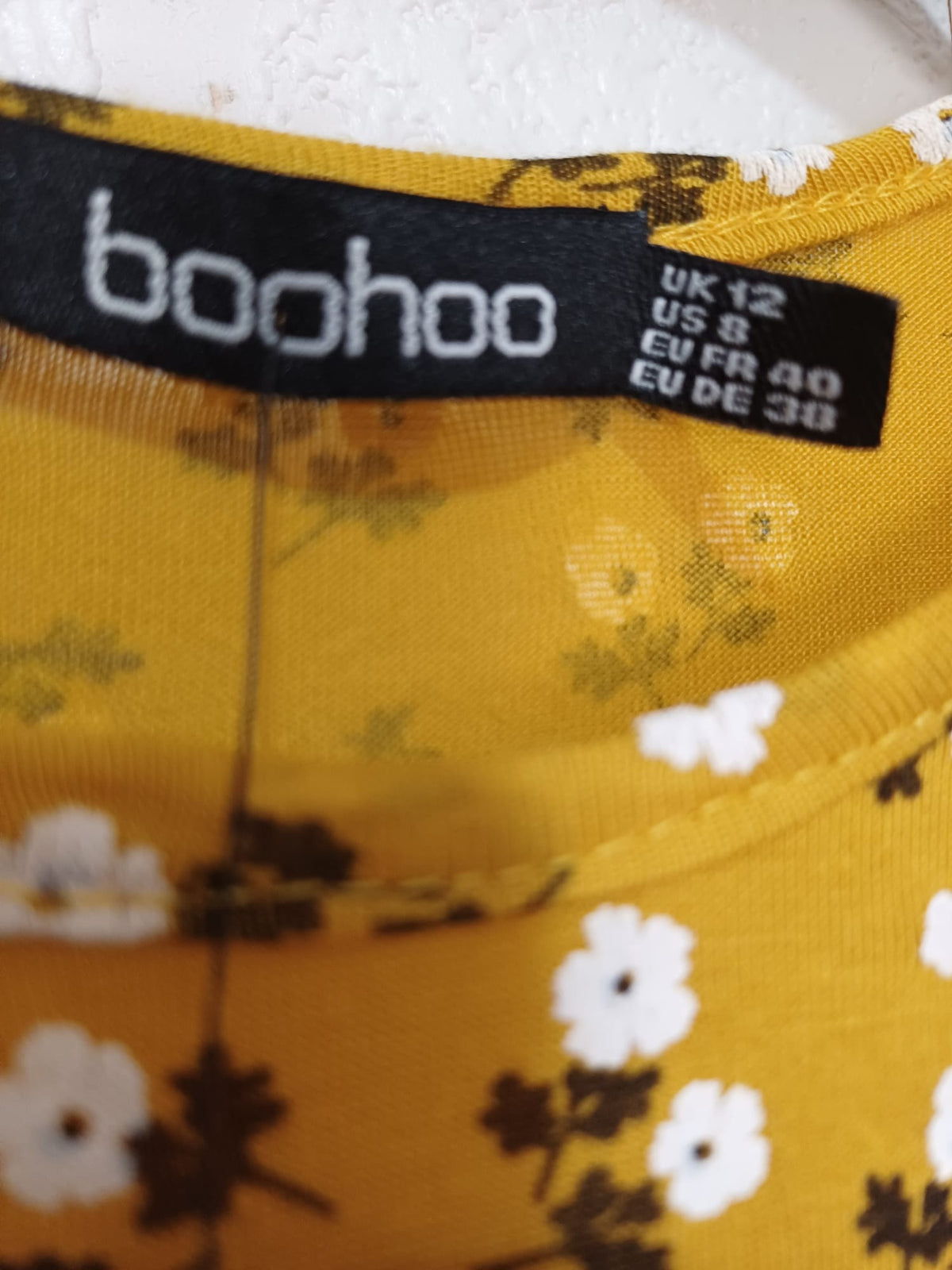 Women's Smock Dress Boohoo Mustard Ditsy Floral Short Sleeve Frill Waist Size 12 BNWT