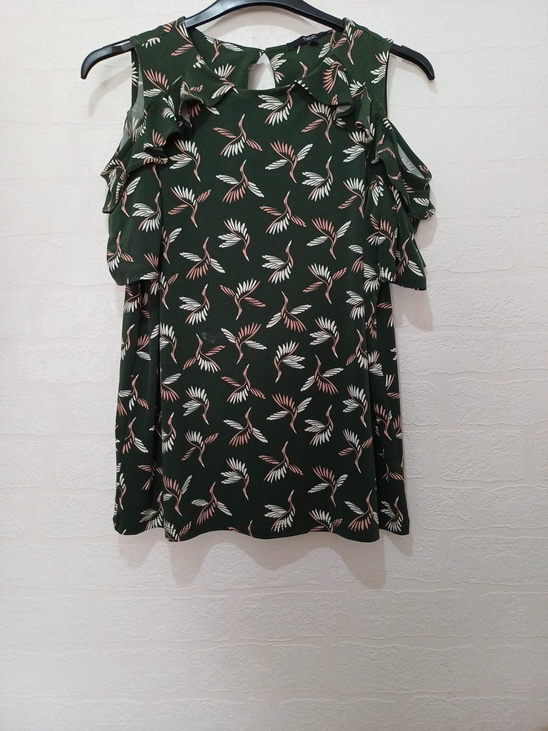 Women's Top Next Dark Green Pink White Bird Print Cold Shoulder Ruffle Size 16 Very Good