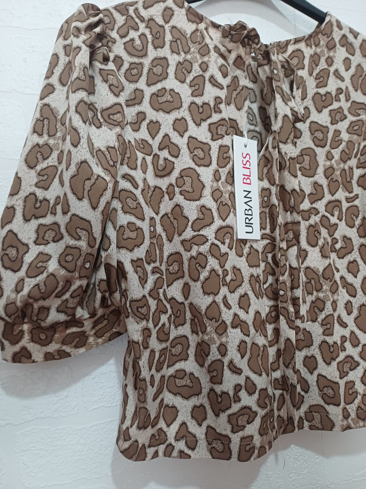 Women's Blouse Urban Bliss Cream Brown Leopard Print Tie Neck Puff Sleeve Size 12 BNWT