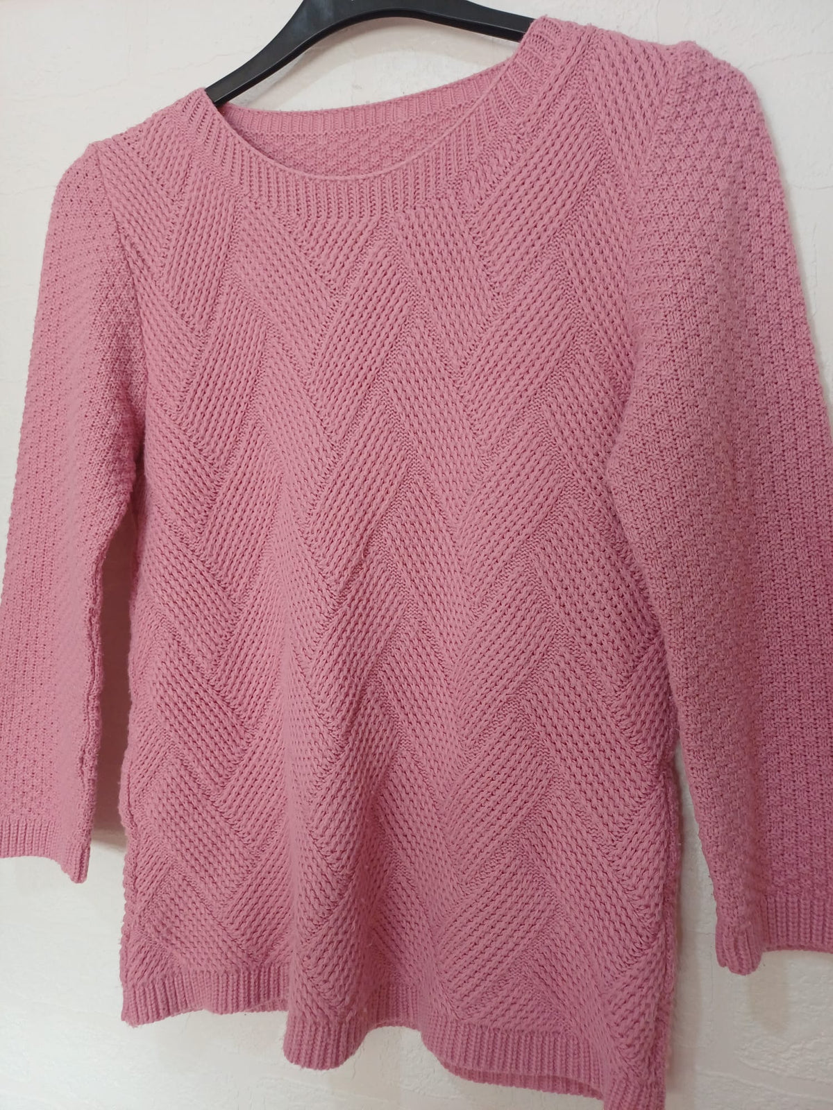 Women's Pink Chevron Knit Jumper 3/4 Sleeve Crew Neck Size UK 10 (No Size Label) Very Good Condition
