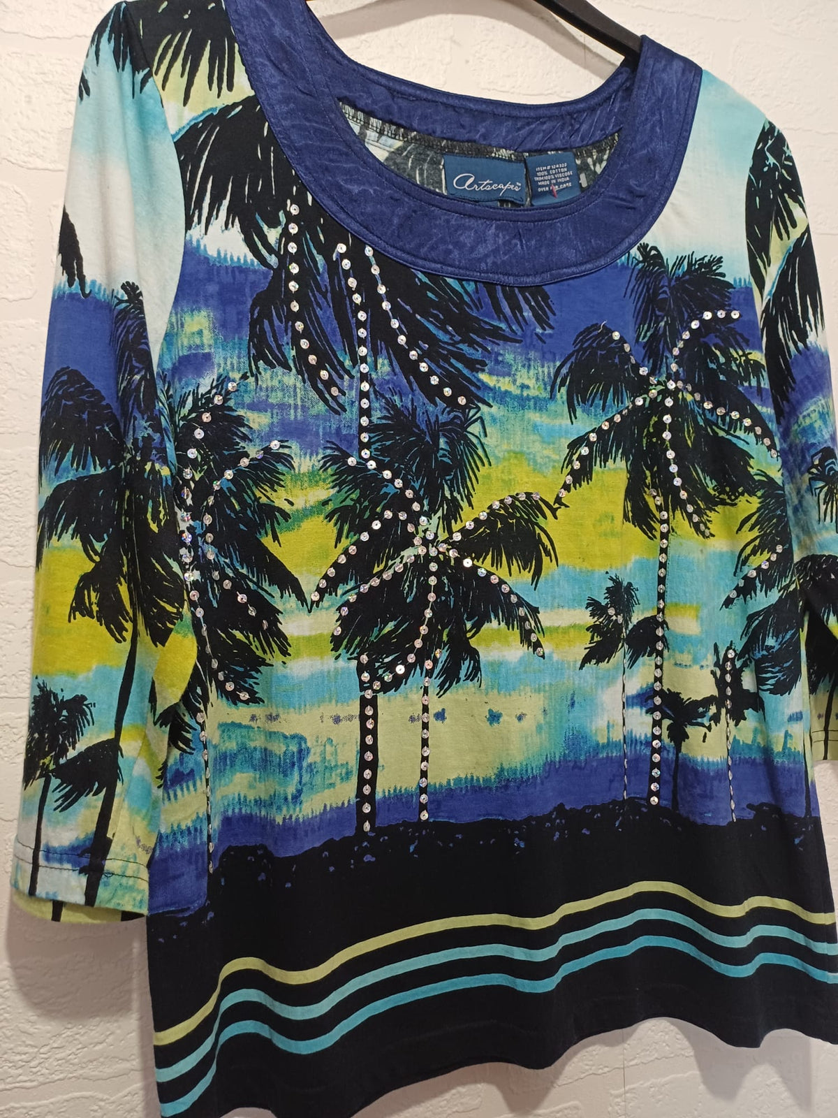 Women's Top Artscapes Blue/Turquoise/Lime/Black Tropical Palm Tree Rhinestone Embellished 3/4 Sleeve Size S Very Good