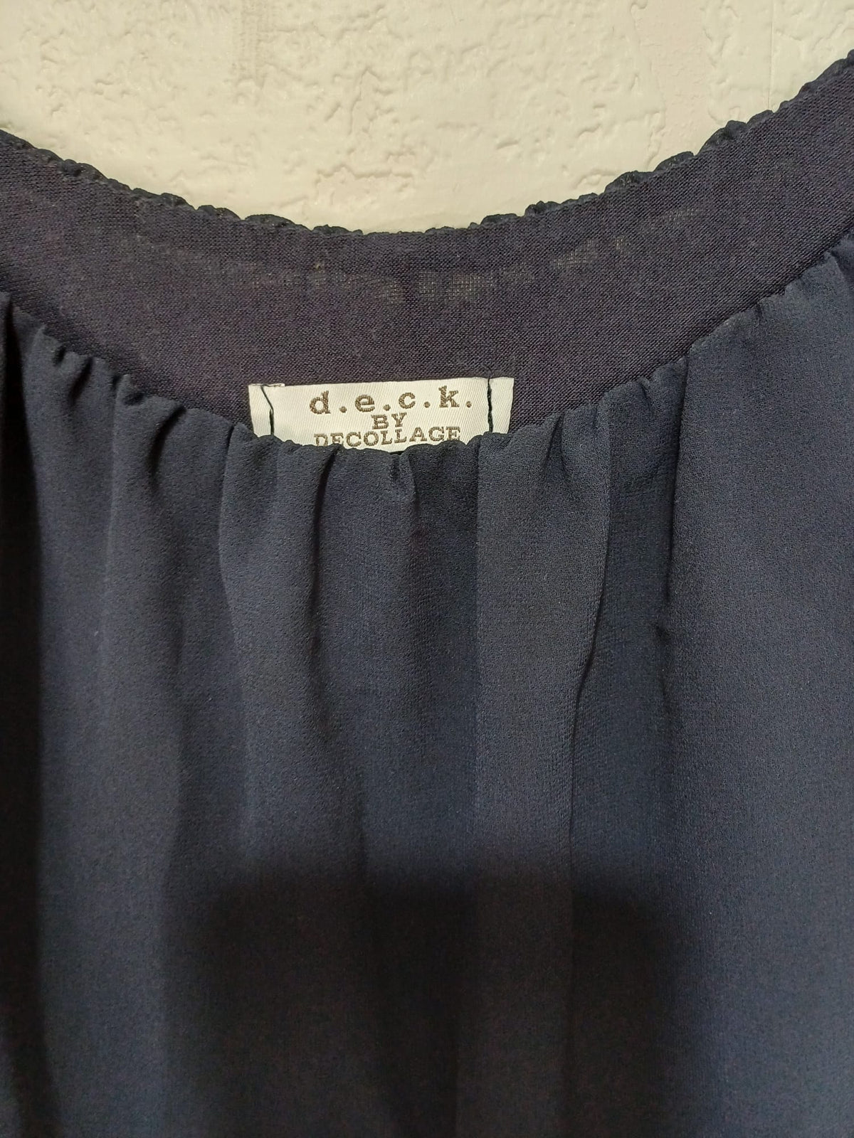 Women's Top D.E.C.K by Decollage Navy Chiffon Batwing Blouse Flutter Sleeve Size S / UK 8-10 Tag Missing