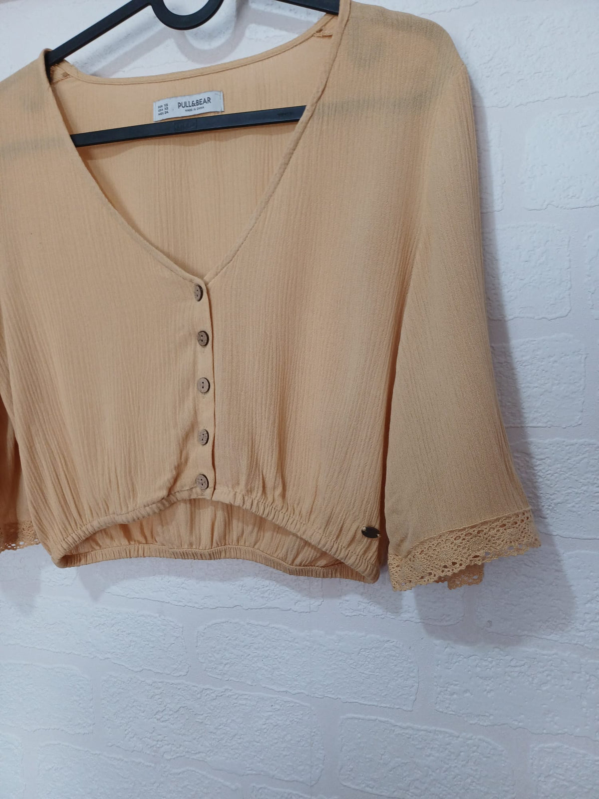 Women's Top Pull&Bear Beige Cropped Button Blouse Lace-Trim 3/4 Sleeve Size XS