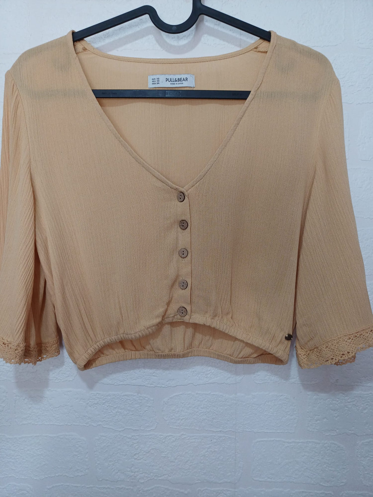 Women's Top Pull&Bear Beige Cropped Button Blouse Lace-Trim 3/4 Sleeve Size XS