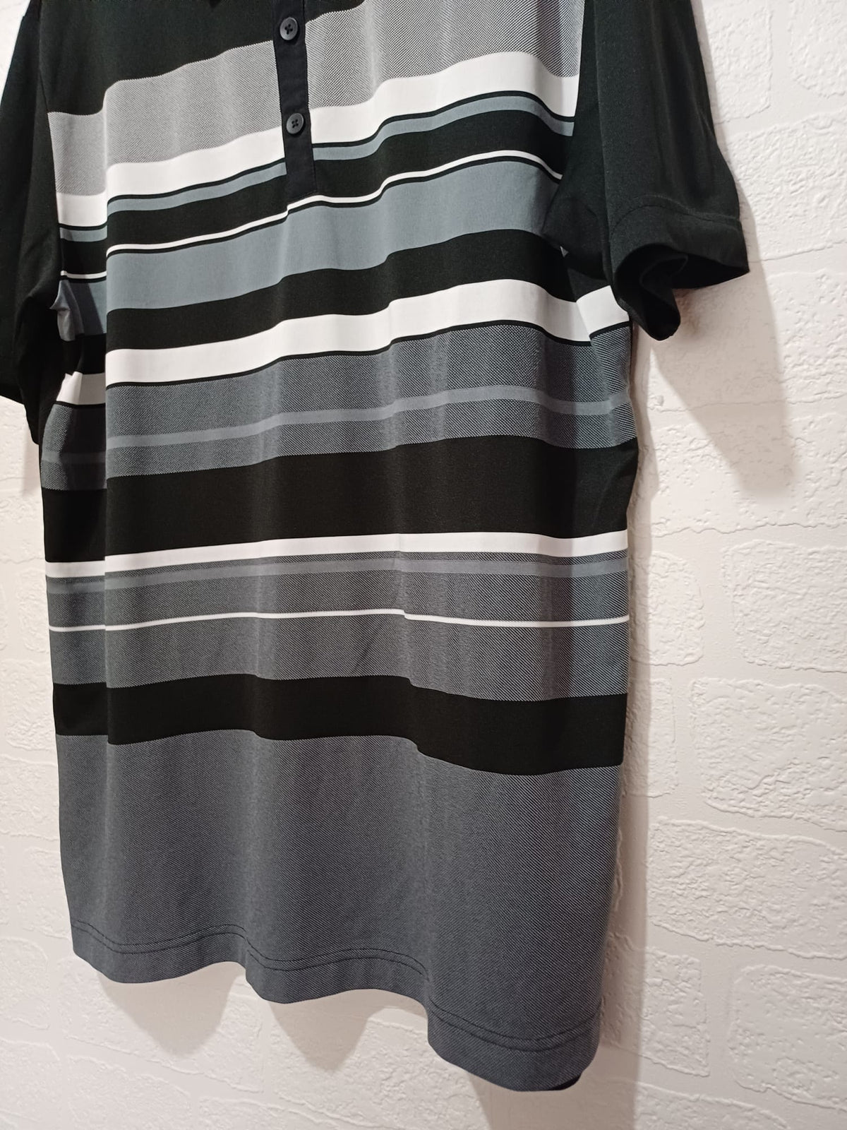 Men's Polo Shirt Adidas ClimaCool Black/Grey/White Striped Golf Size M Great Condition