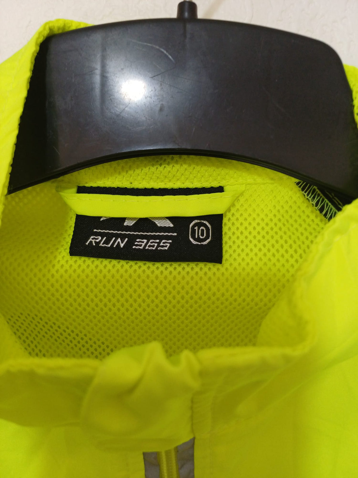 Women's Running Jacket Run 365 Hi Vis Yellow Reflective Size 10 Very Good Condition